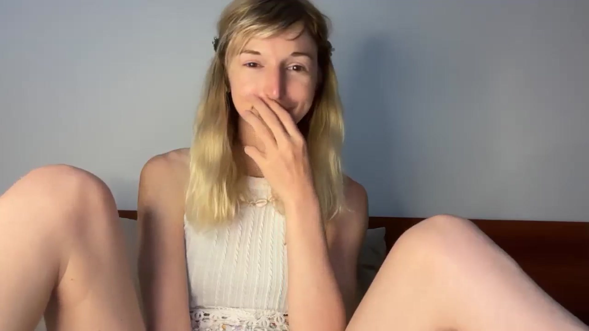 Gallery image thumbnail from Alielli's myfreecams stream on, 02/24/2026, 14:07 image 9 of 20