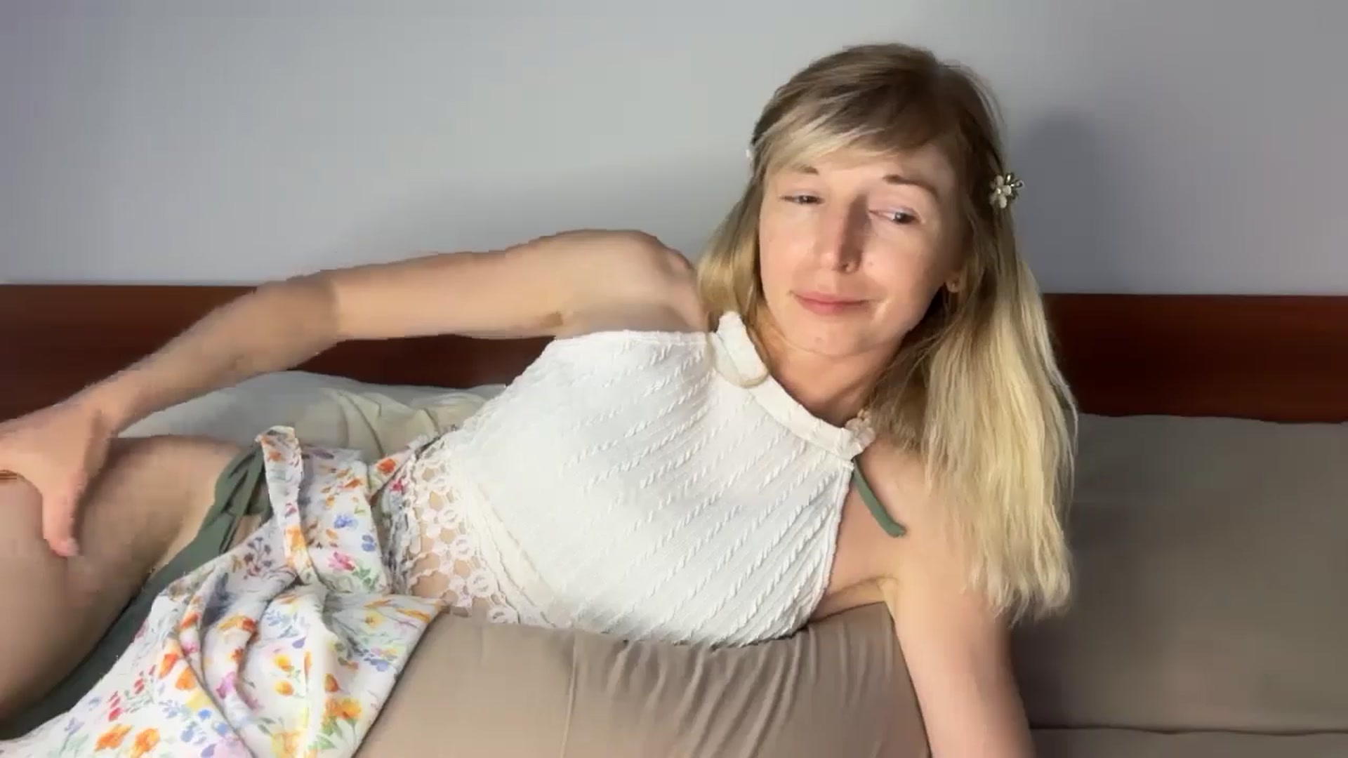 Gallery image thumbnail from Alielli's myfreecams stream on, 03/07/2026, 14:44 image 5 of 20