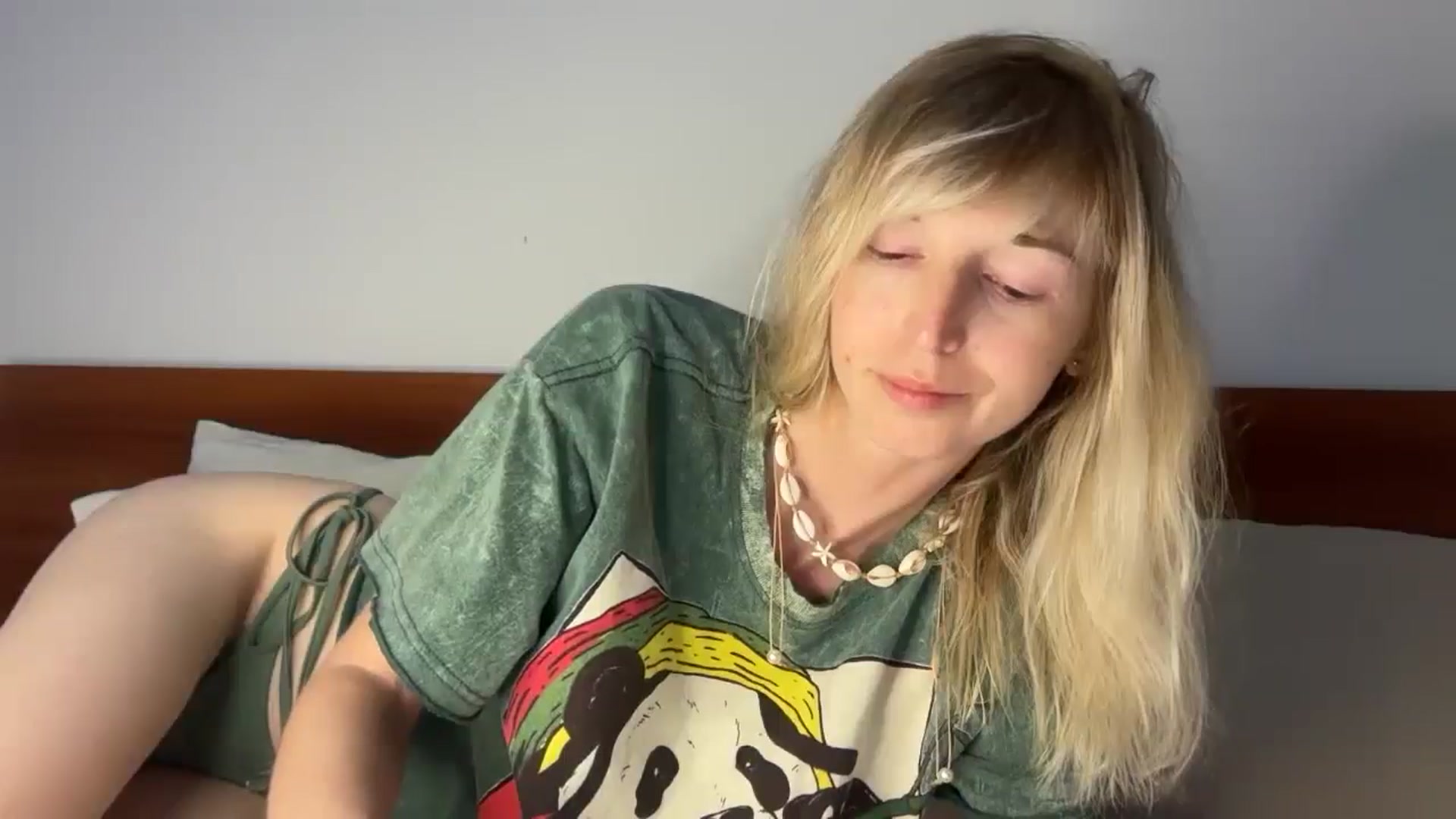 Gallery image thumbnail from Alielli's myfreecams stream on, 03/09/2026, 15:02 image 15 of 20