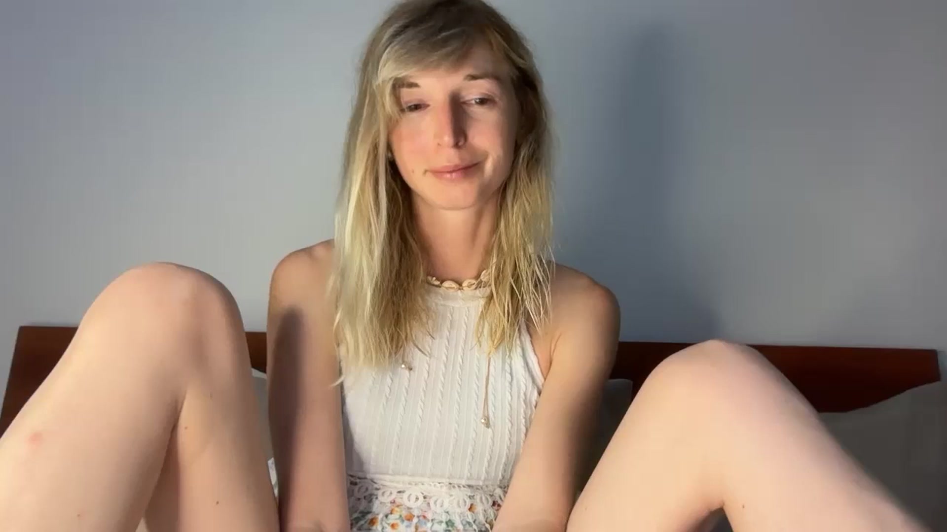 Gallery image thumbnail from Alielli's myfreecams stream on, 03/13/2026, 13:28 image 8 of 20