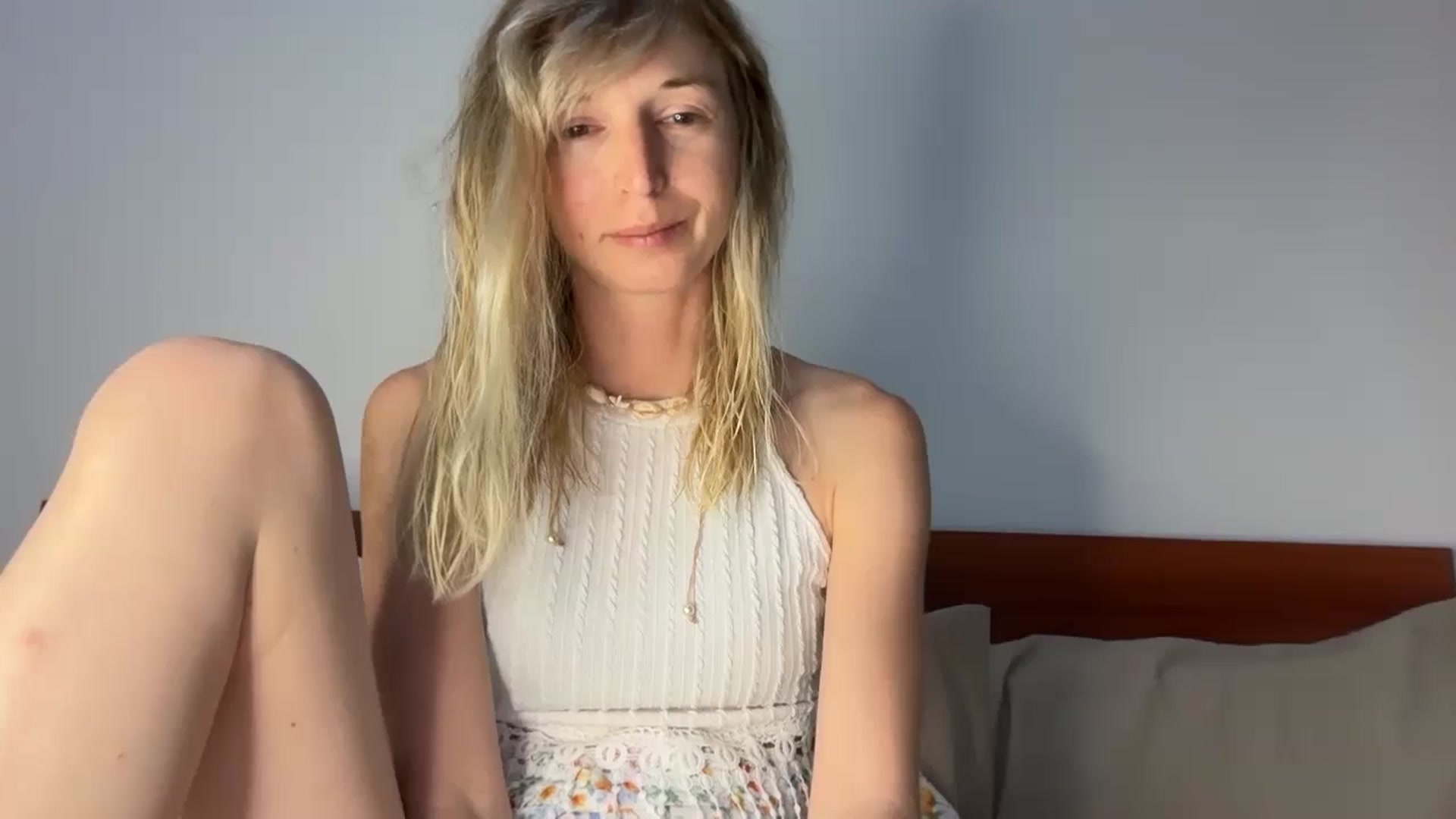 Gallery image thumbnail from Alielli's myfreecams stream on, 03/13/2026, 13:28 image 5 of 20