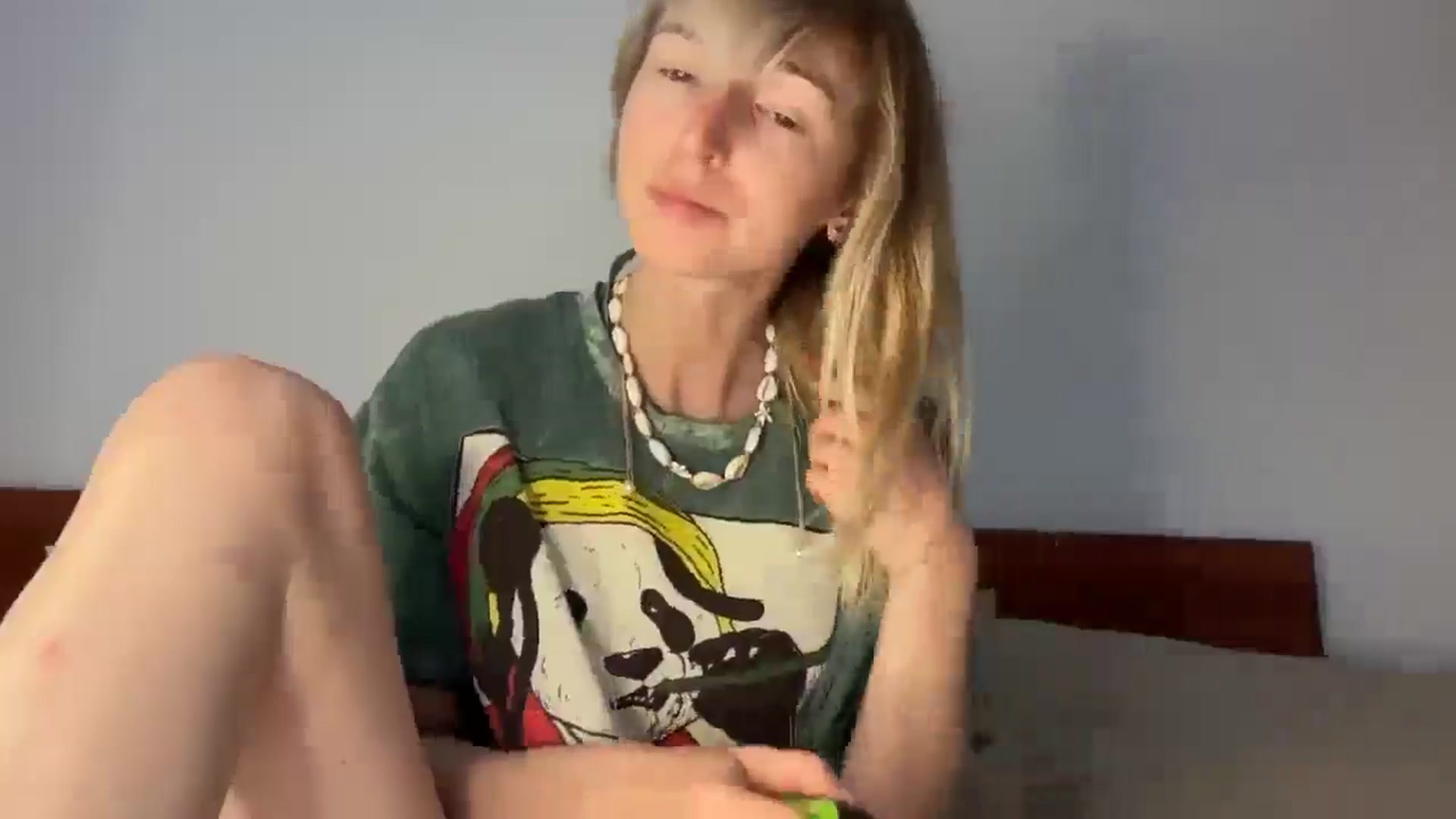 Gallery image thumbnail from Alielli's myfreecams stream on, 03/20/2026, 13:28 image 8 of 20