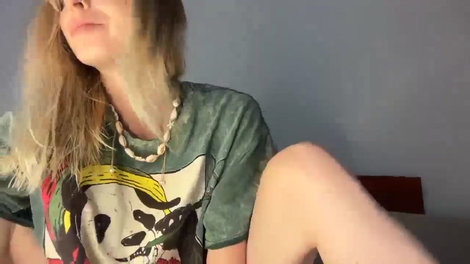 Gallery image thumbnail from Alielli's myfreecams stream on, 03/20/2026, 13:28 image 14 of 20