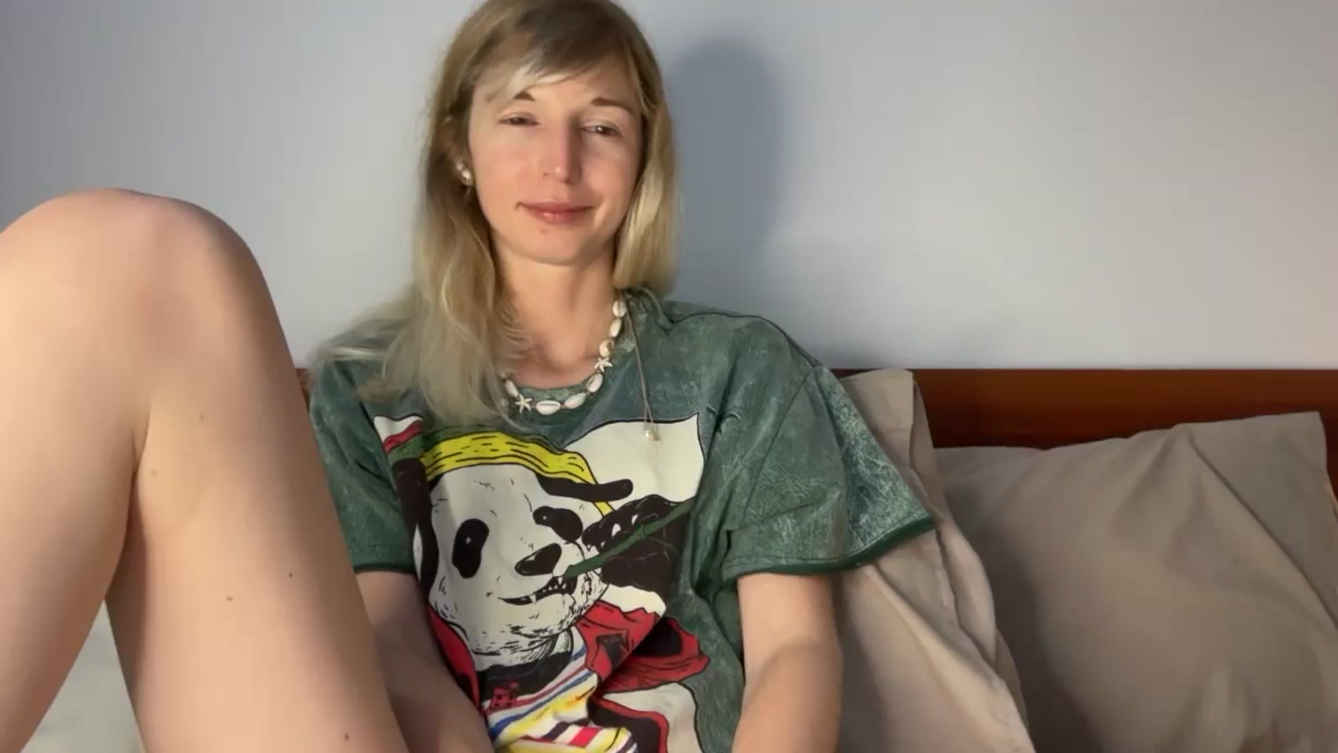 Gallery image thumbnail from Alielli's myfreecams stream on, 03/29/2026, 14:25 image 9 of 20