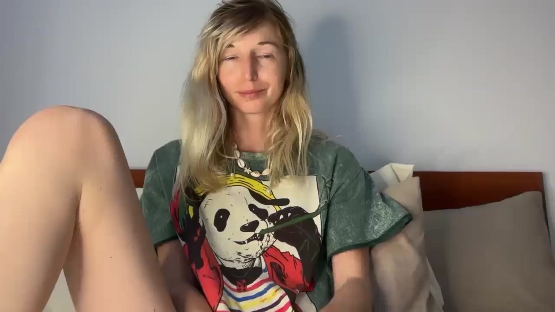 Gallery image thumbnail from Alielli's myfreecams stream on, 03/31/2026, 14:33 image 5 of 20