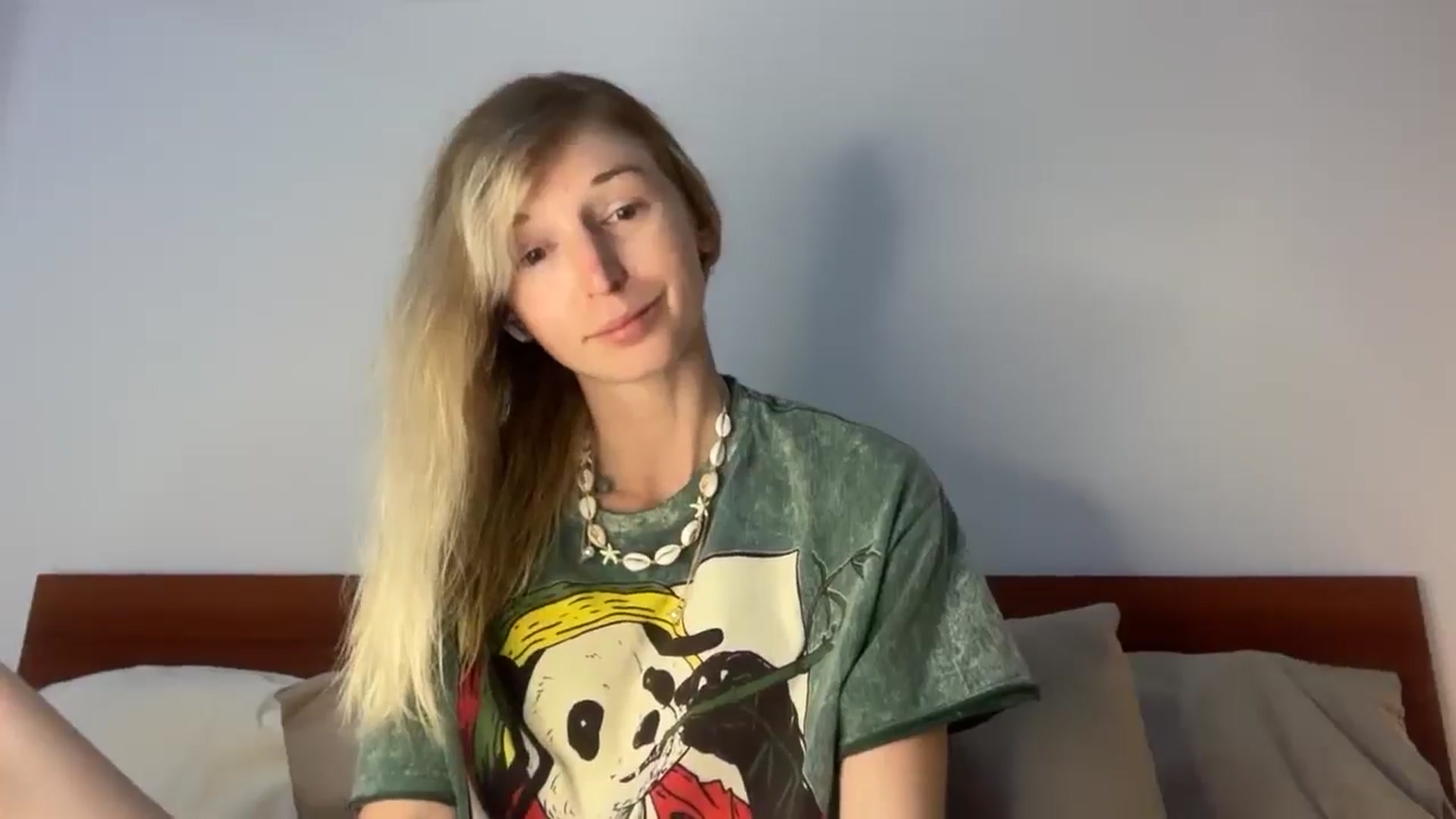 Gallery image thumbnail from Alielli's myfreecams stream on, 04/05/2026, 13:52 image 6 of 20