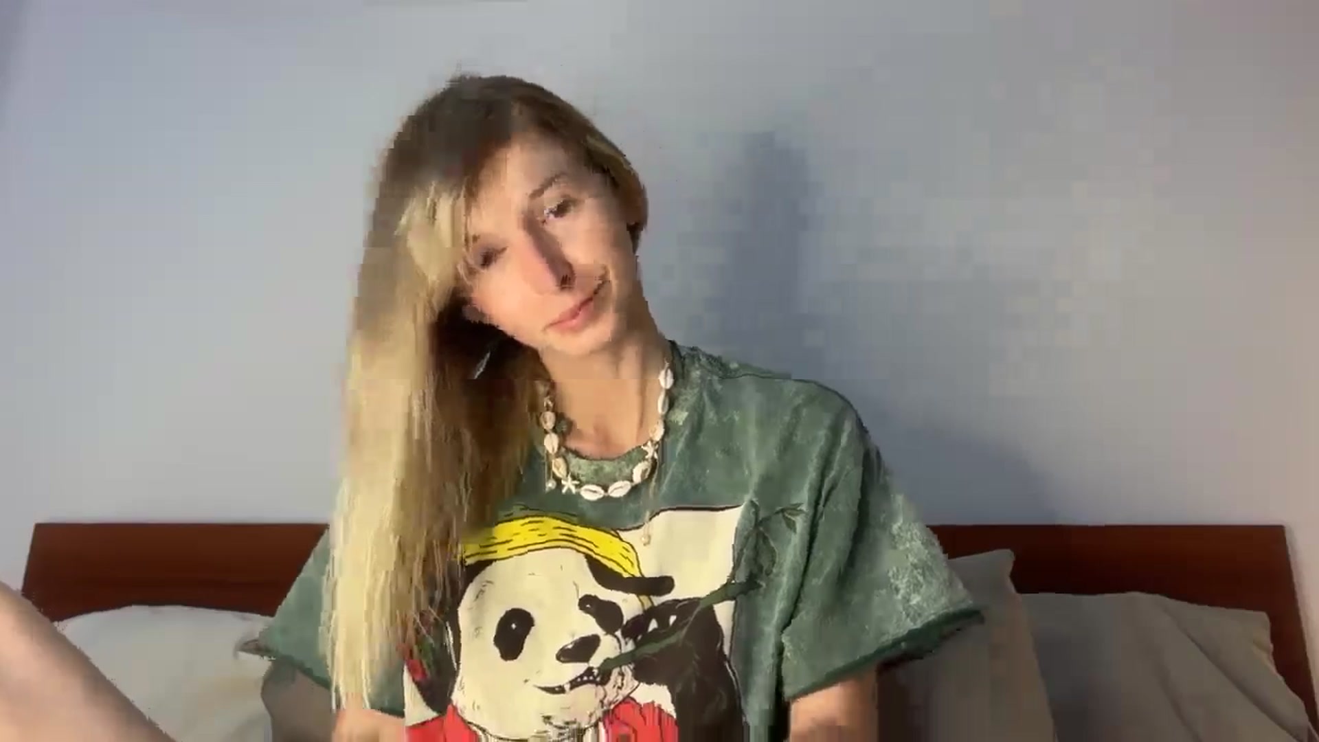 Gallery image thumbnail from Alielli's myfreecams stream on, 04/05/2026, 13:52 image 4 of 20