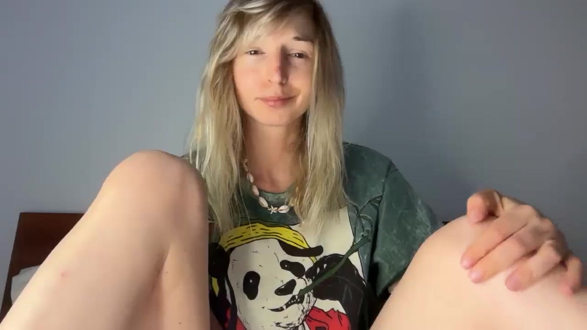 Gallery image thumbnail from Alielli's myfreecams stream on, 04/06/2026, 13:42 image 17 of 20