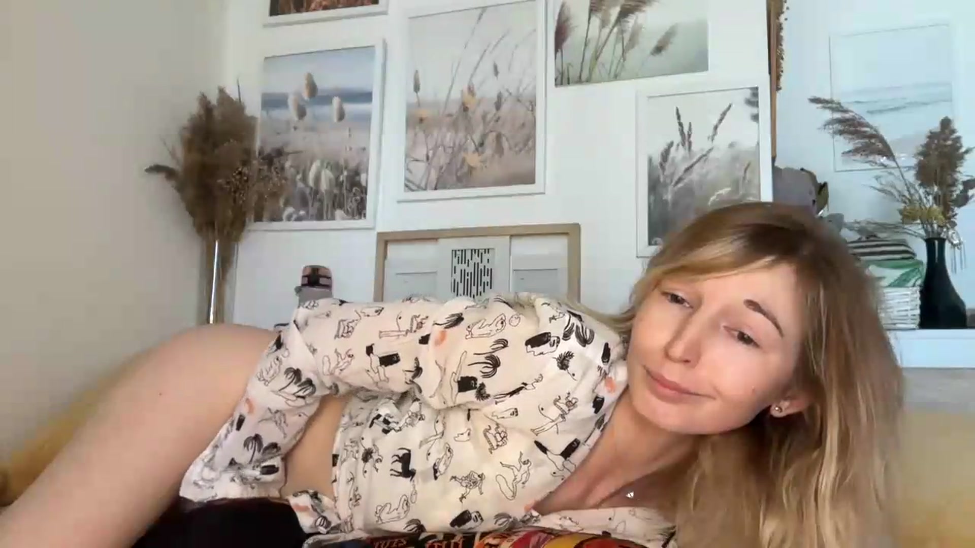 Gallery image thumbnail from Alielli's myfreecams stream on, 07/03/2026, 07:29 image 13 of 20