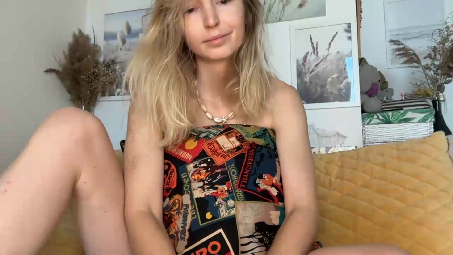 Gallery image thumbnail from Alielli's myfreecams stream on, 07/24/2026, 06:43 image 2 of 20