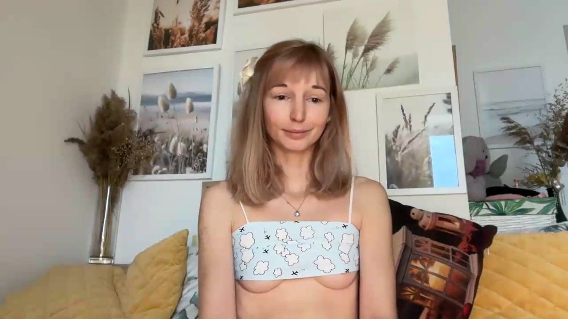 Gallery image thumbnail from Alielli's myfreecams stream on, 08/28/2026, 08:11 image 4 of 20