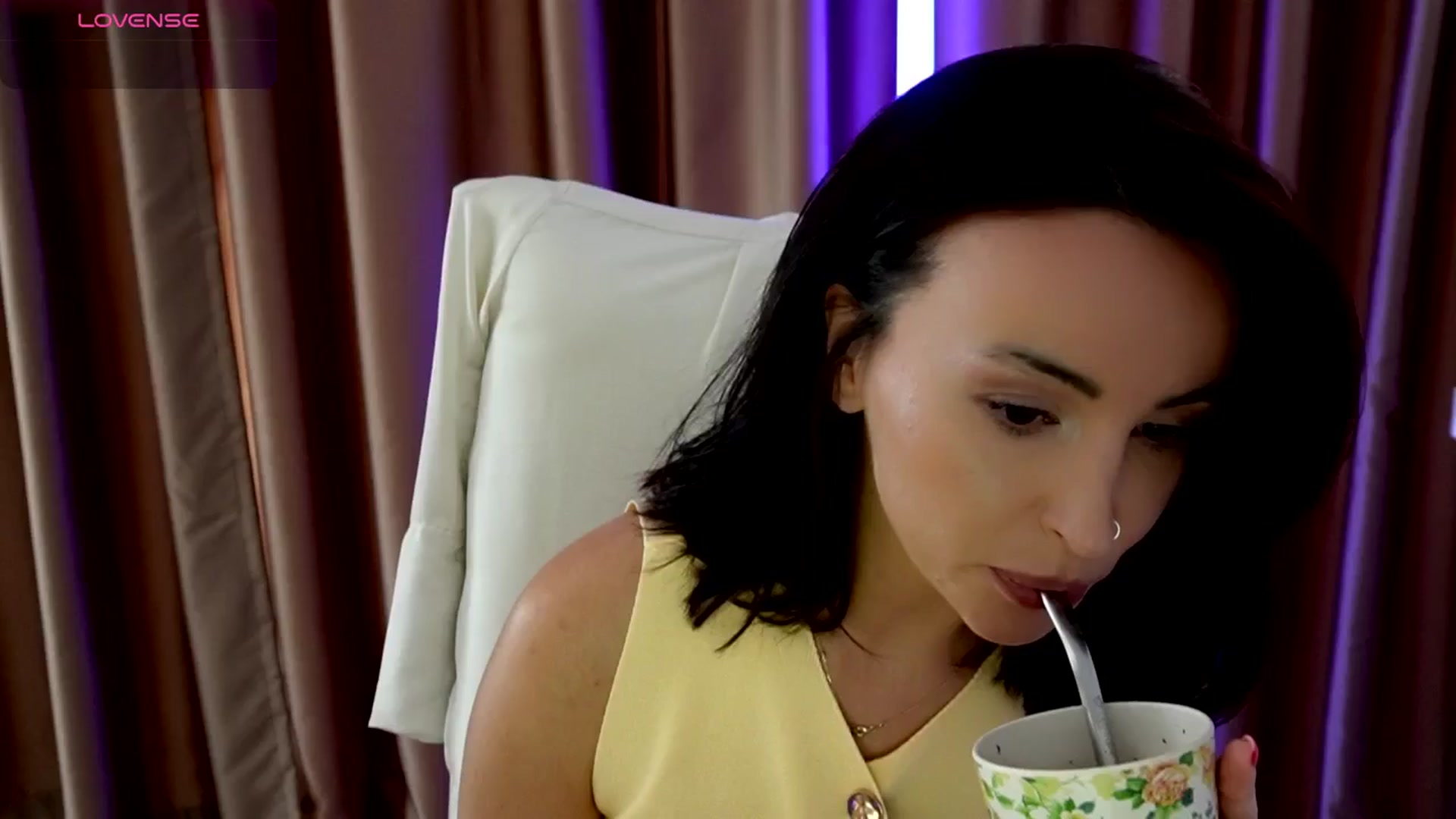 Gallery image thumbnail from AlienControl's myfreecams stream on, 10/14/2025, 13:44 image 3 of 20