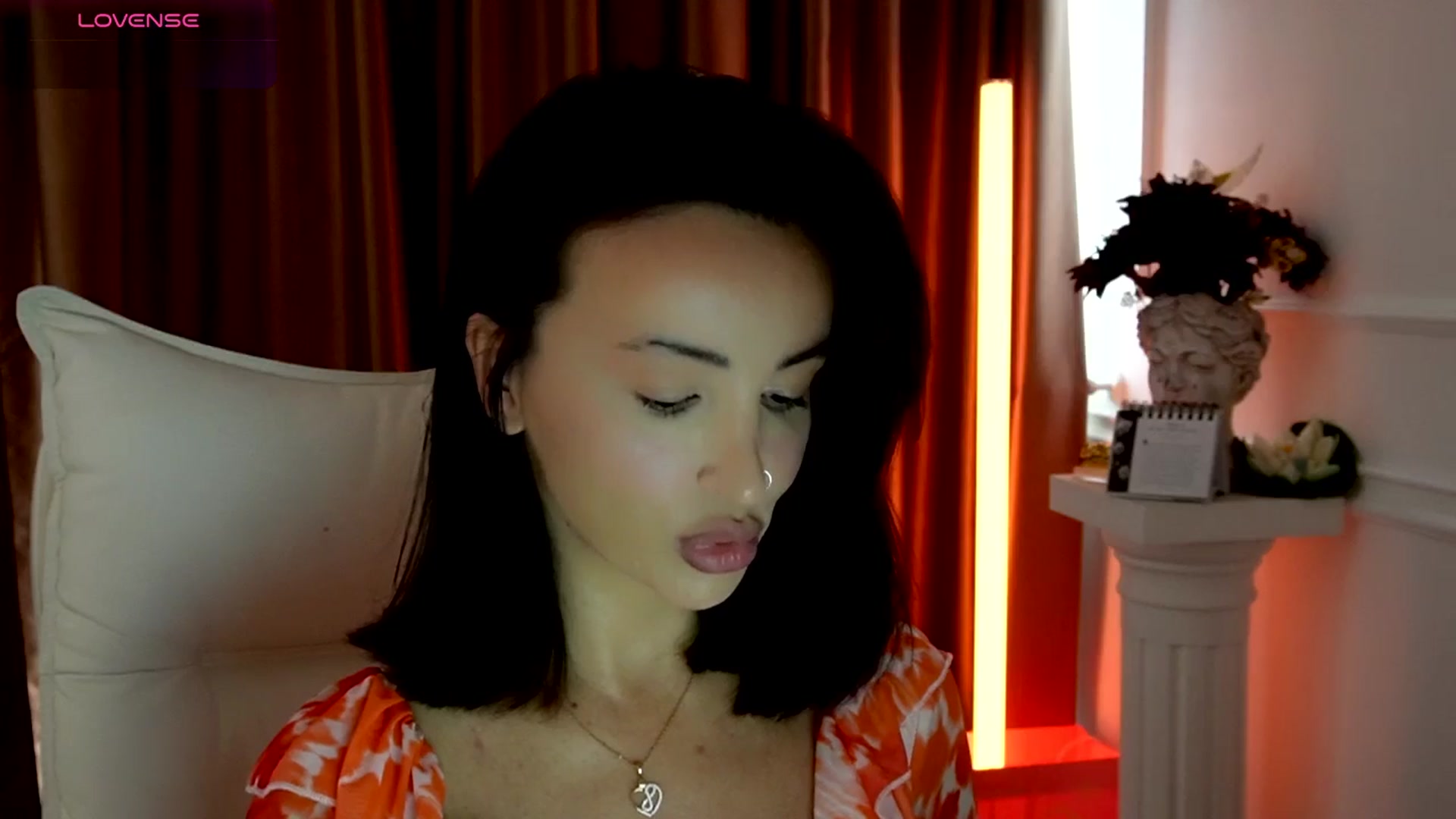 Gallery image thumbnail from AlienControl's myfreecams stream on, 10/26/2025, 09:20 image 8 of 20