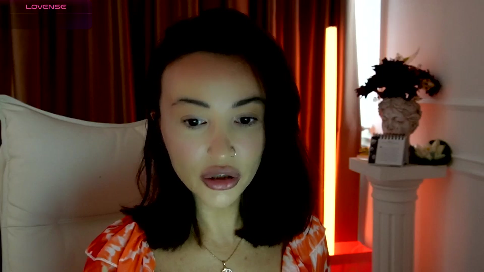 Gallery image thumbnail from AlienControl's myfreecams stream on, 10/26/2025, 09:20 image 7 of 20