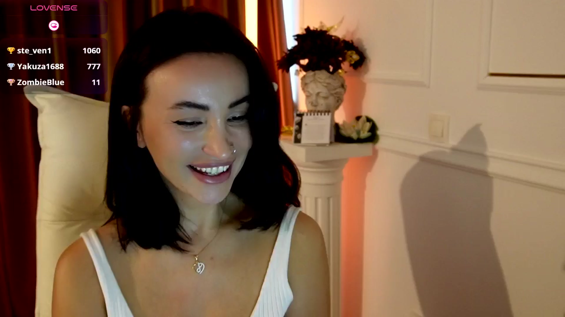 Gallery image thumbnail from AlienControl's myfreecams stream on, 11/04/2025, 11:40 image 8 of 20
