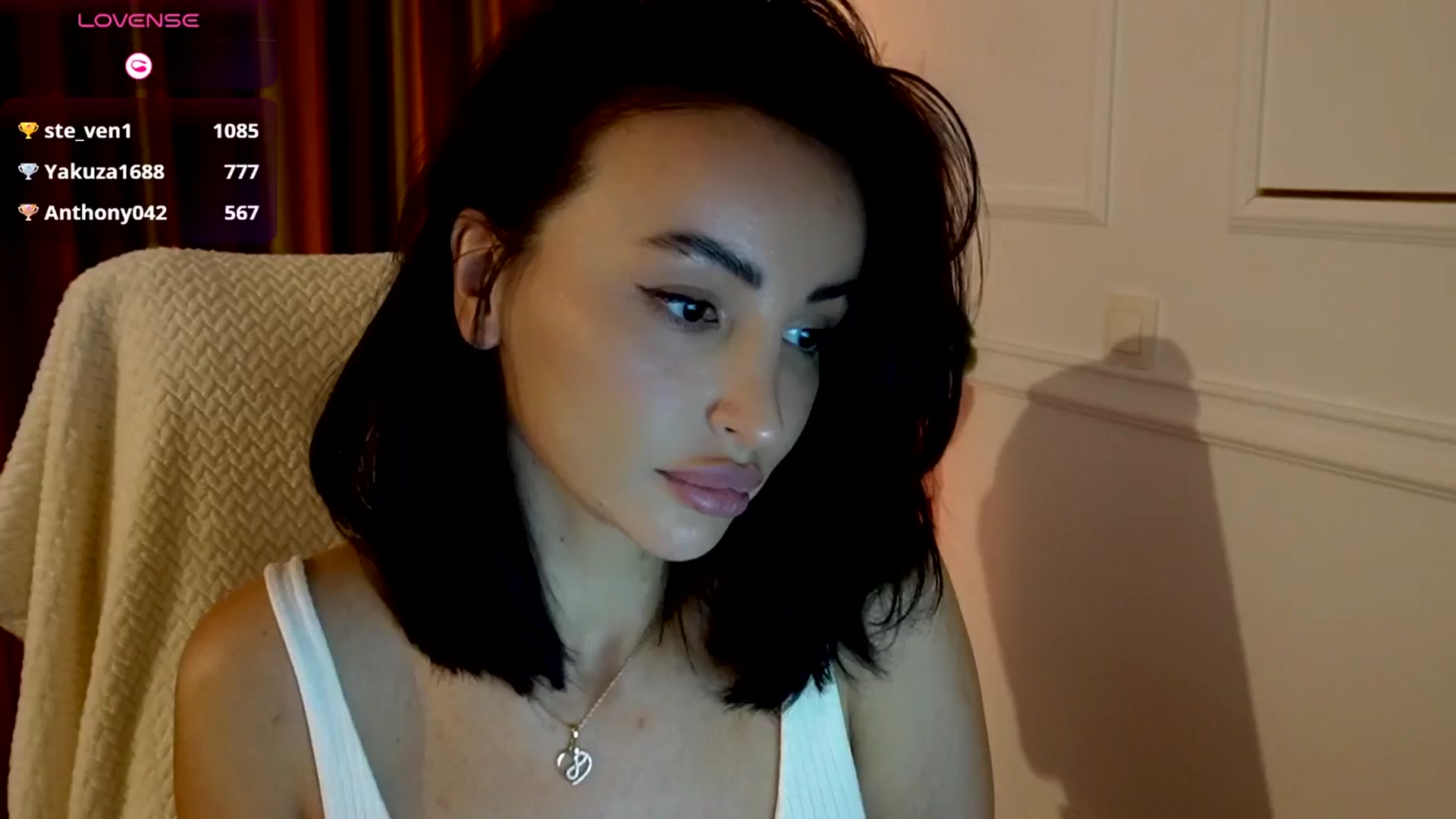 Gallery image thumbnail from AlienControl's myfreecams stream on, 11/04/2025, 11:40 image 19 of 20