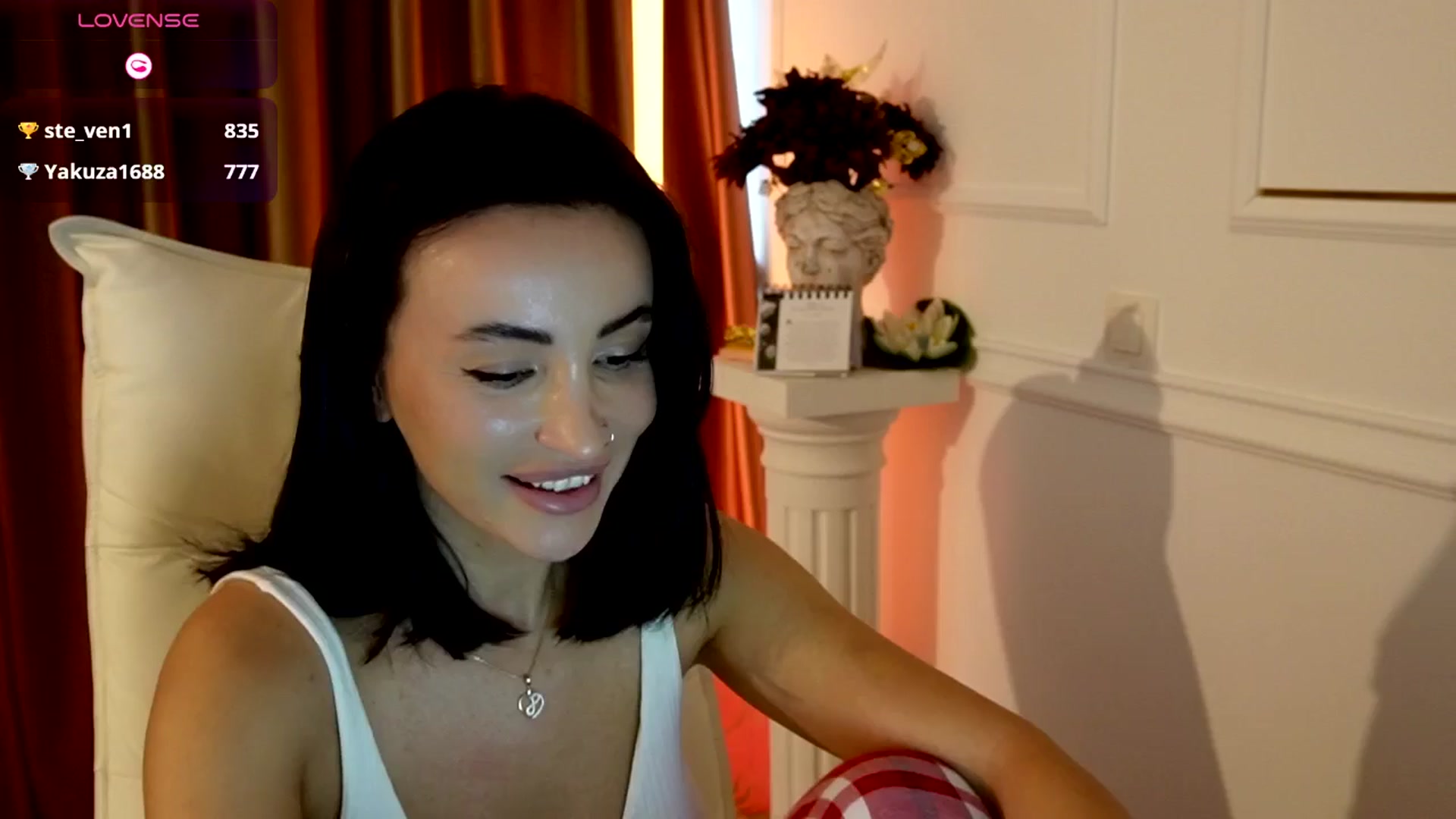 Gallery image thumbnail from AlienControl's myfreecams stream on, 11/04/2025, 11:40 image 7 of 20