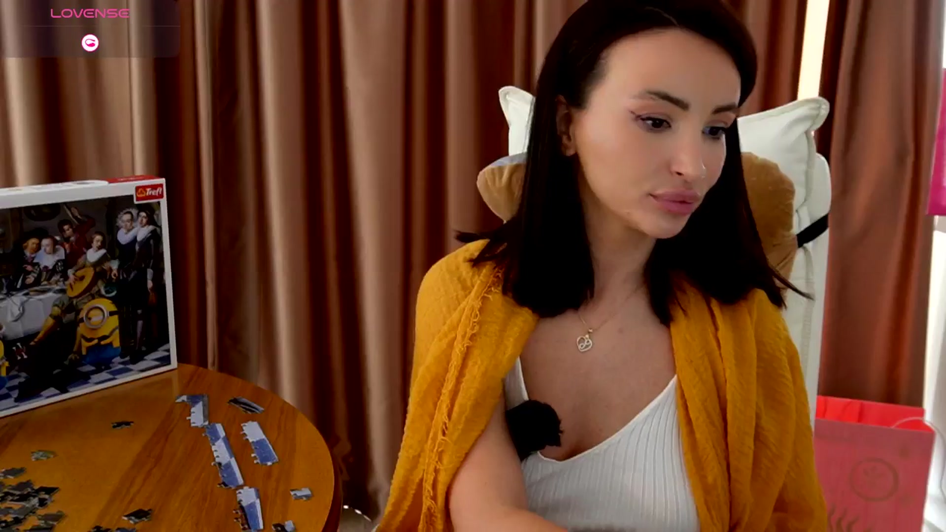 Gallery image thumbnail from AlienControl's myfreecams stream on, 11/16/2025, 14:02 image 11 of 20