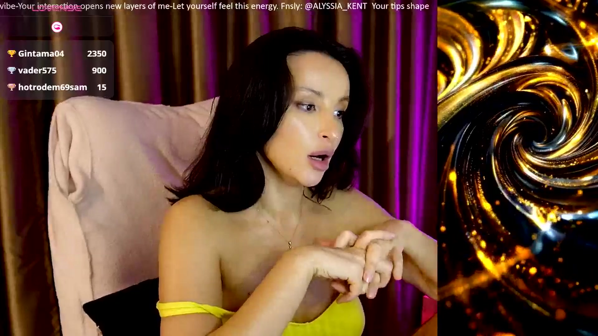 Gallery image thumbnail from AlienControl's myfreecams stream on, 12/02/2025, 18:08 image 12 of 20