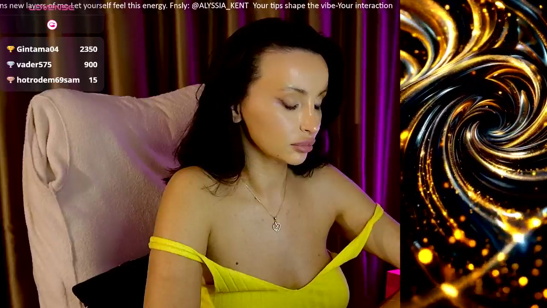 Gallery image thumbnail from AlienControl's myfreecams stream on, 12/02/2025, 18:08 image 13 of 20