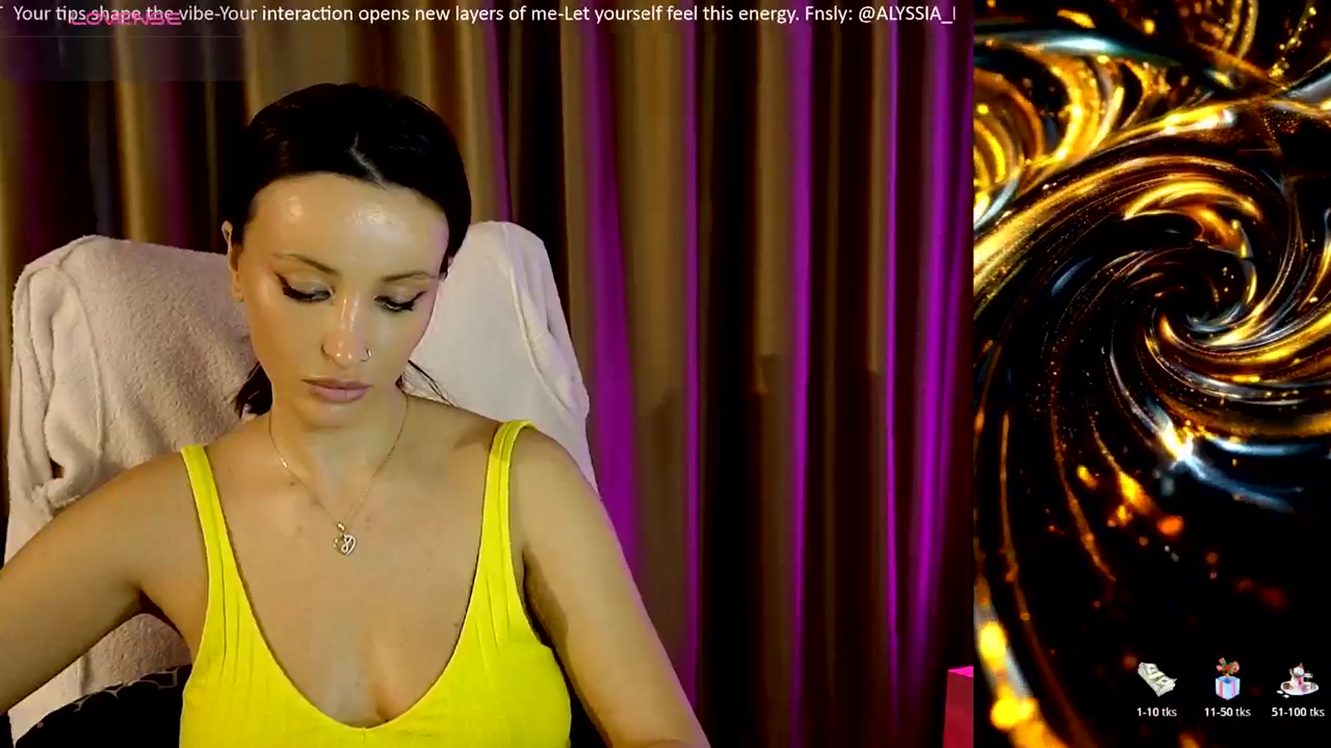 Gallery image thumbnail from AlienControl's myfreecams stream on, 12/03/2025, 16:33 image 2 of 20
