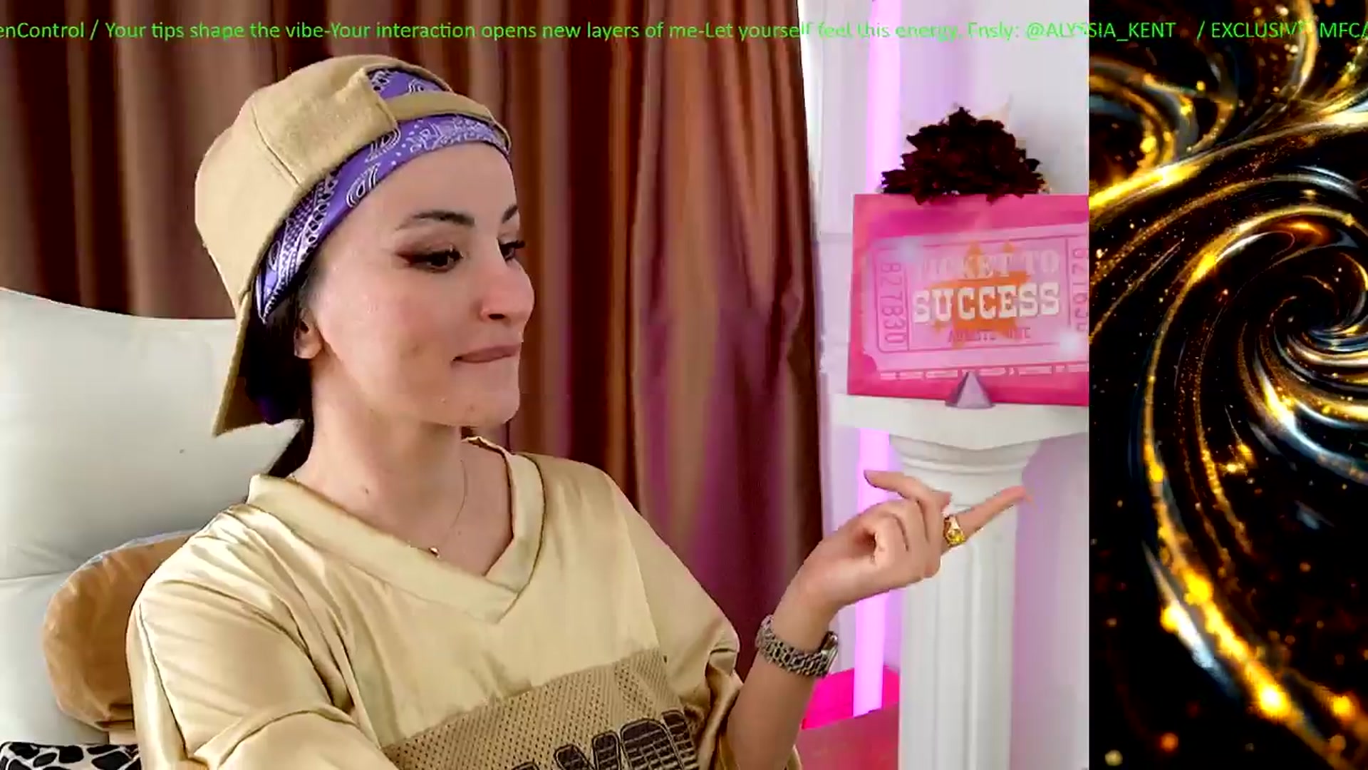 Gallery image thumbnail from AlienControl's myfreecams stream on, 12/28/2025, 11:49 image 17 of 20