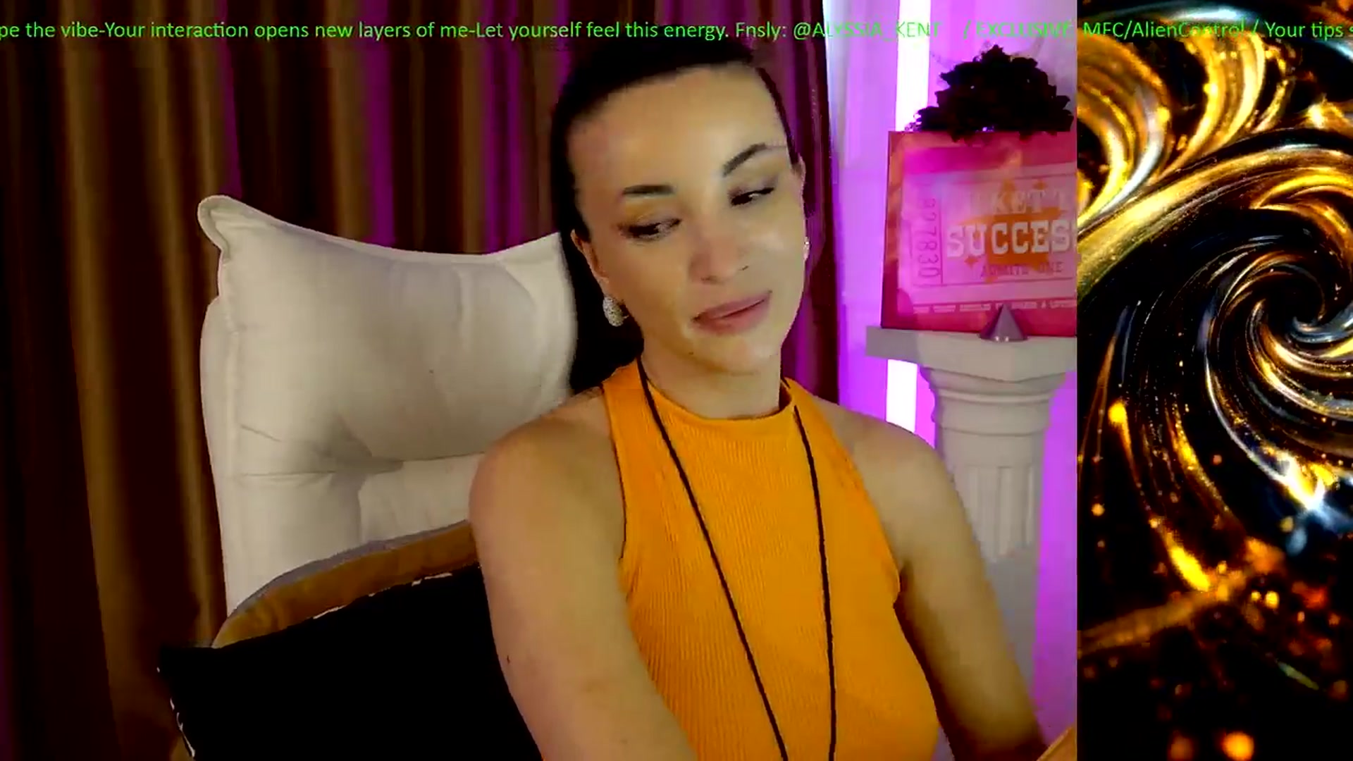 Gallery image thumbnail from AlienControl's myfreecams stream on, 12/30/2025, 15:26 image 15 of 20