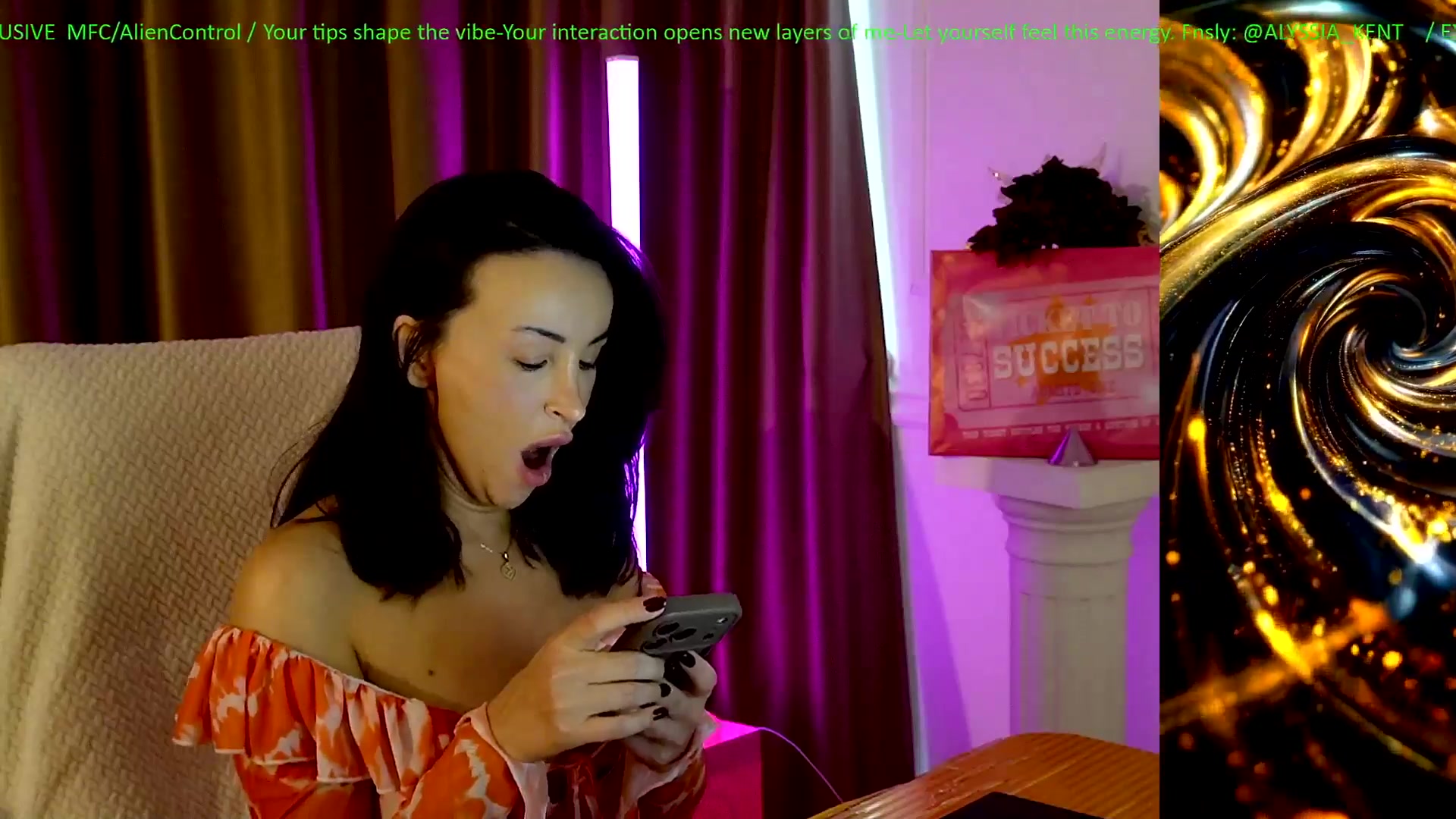 Gallery image thumbnail from AlienControl's myfreecams stream on, 01/04/2026, 09:22 image 17 of 20