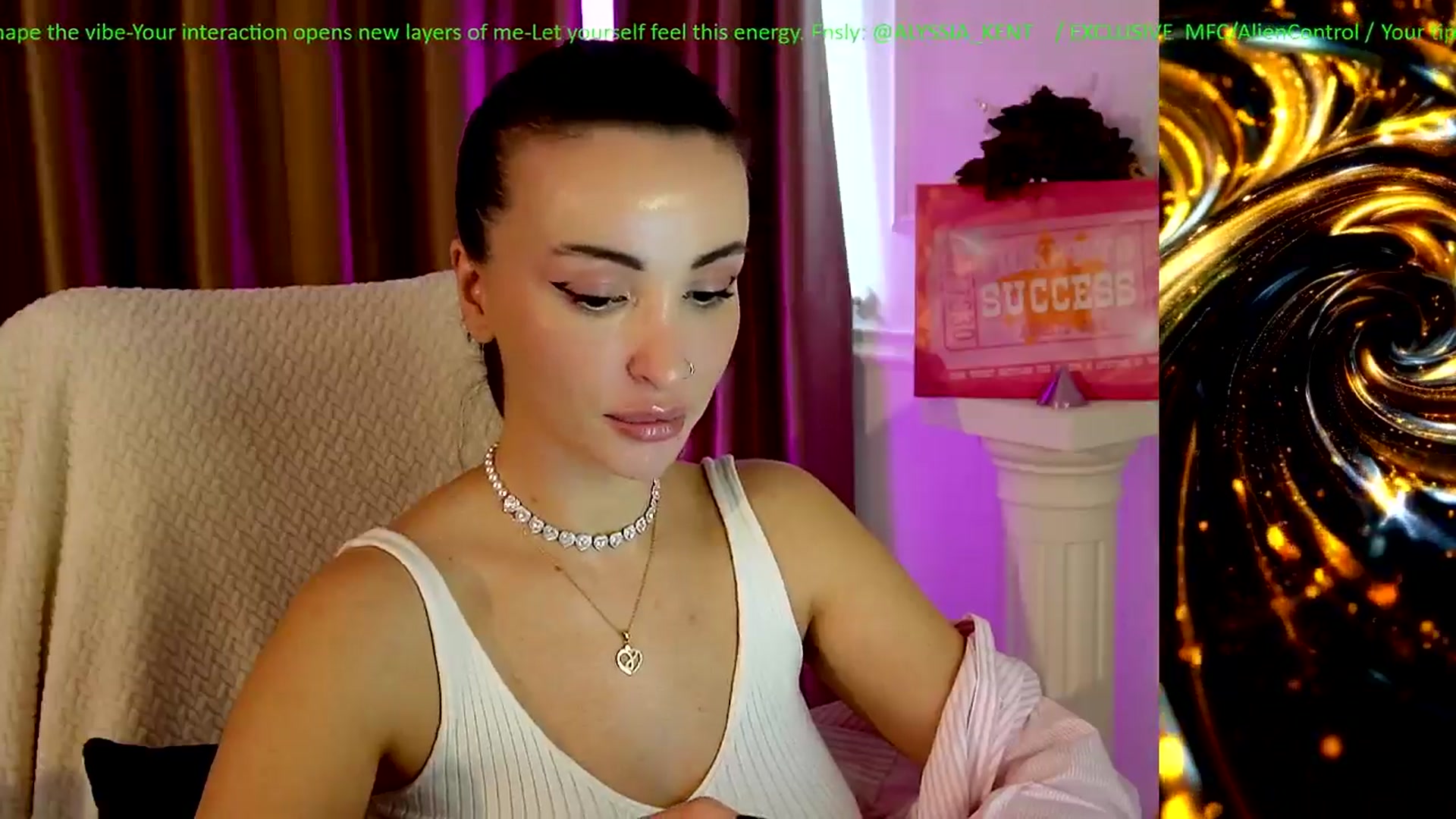 Gallery image thumbnail from AlienControl's myfreecams stream on, 01/06/2026, 14:02 image 14 of 20