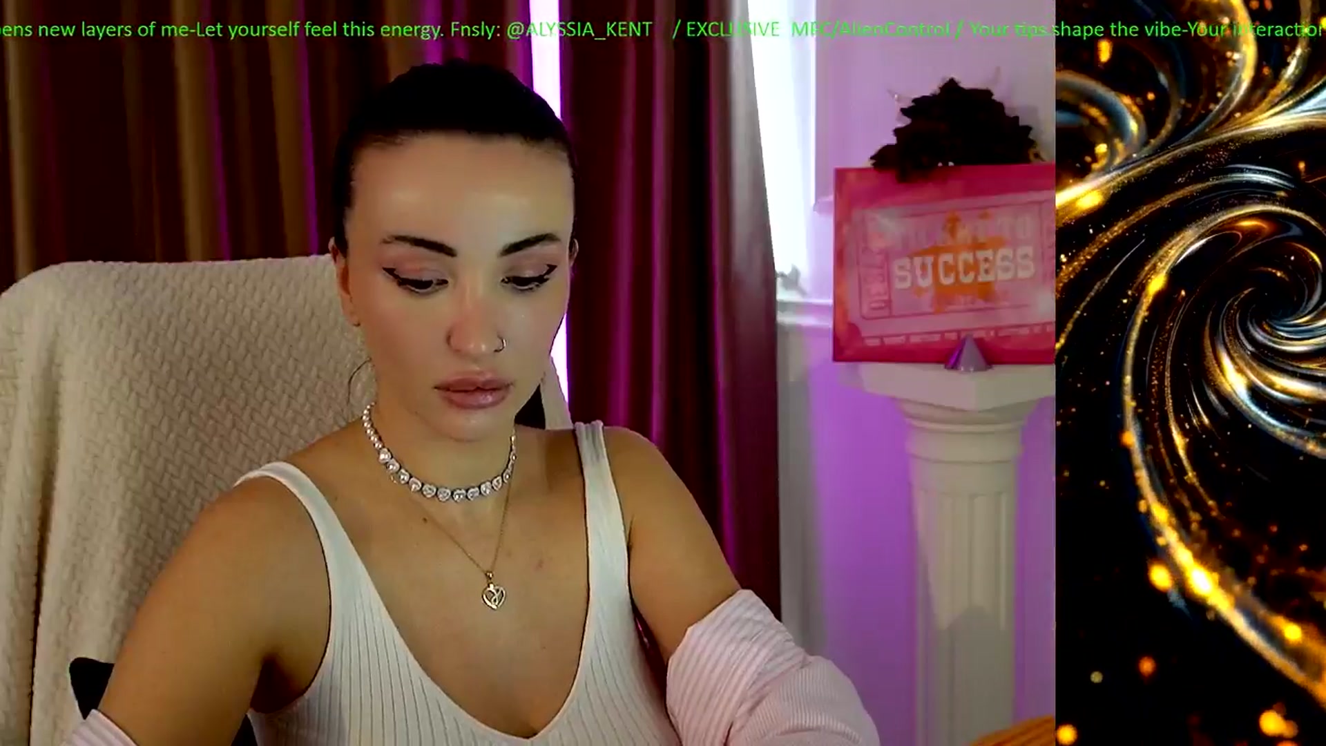 Gallery image thumbnail from AlienControl's myfreecams stream on, 01/06/2026, 14:02 image 5 of 20