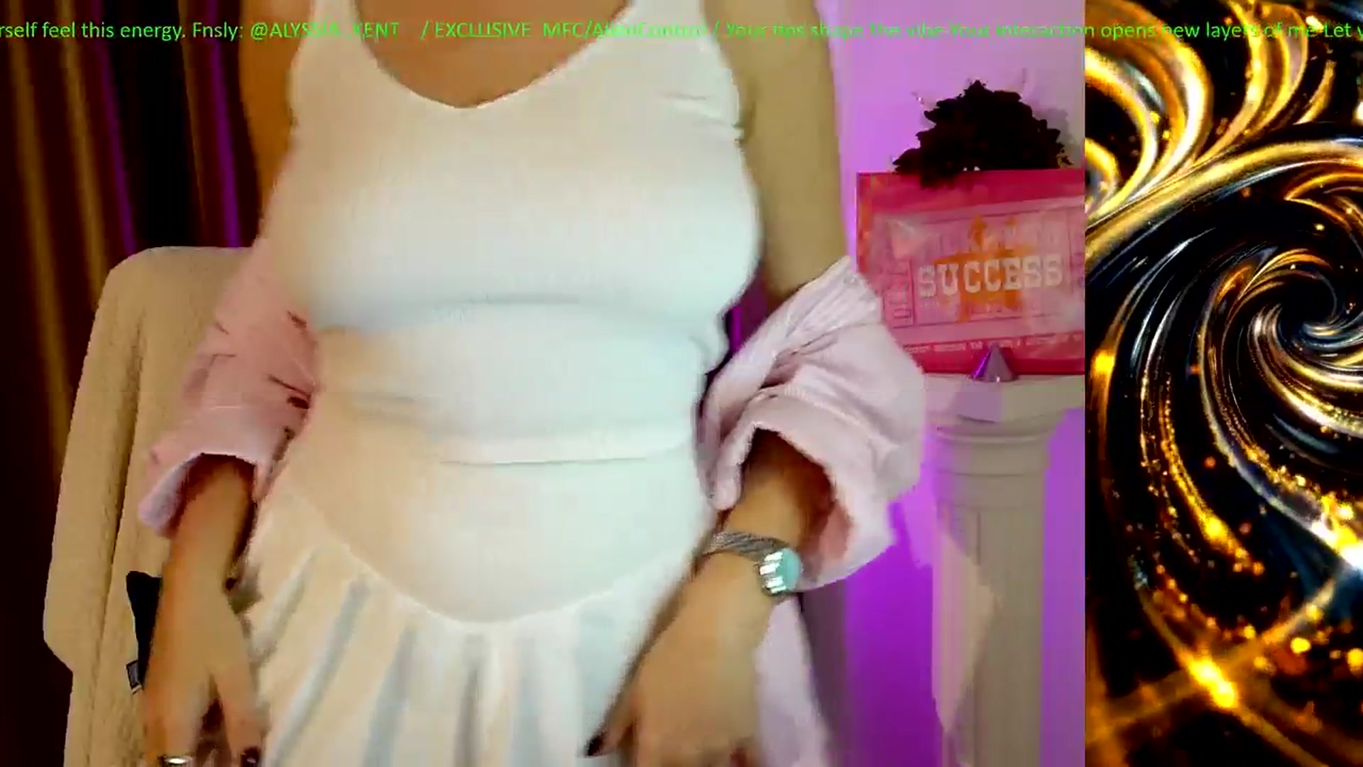 Gallery image thumbnail from AlienControl's myfreecams stream on, 01/06/2026, 15:03 image 4 of 20