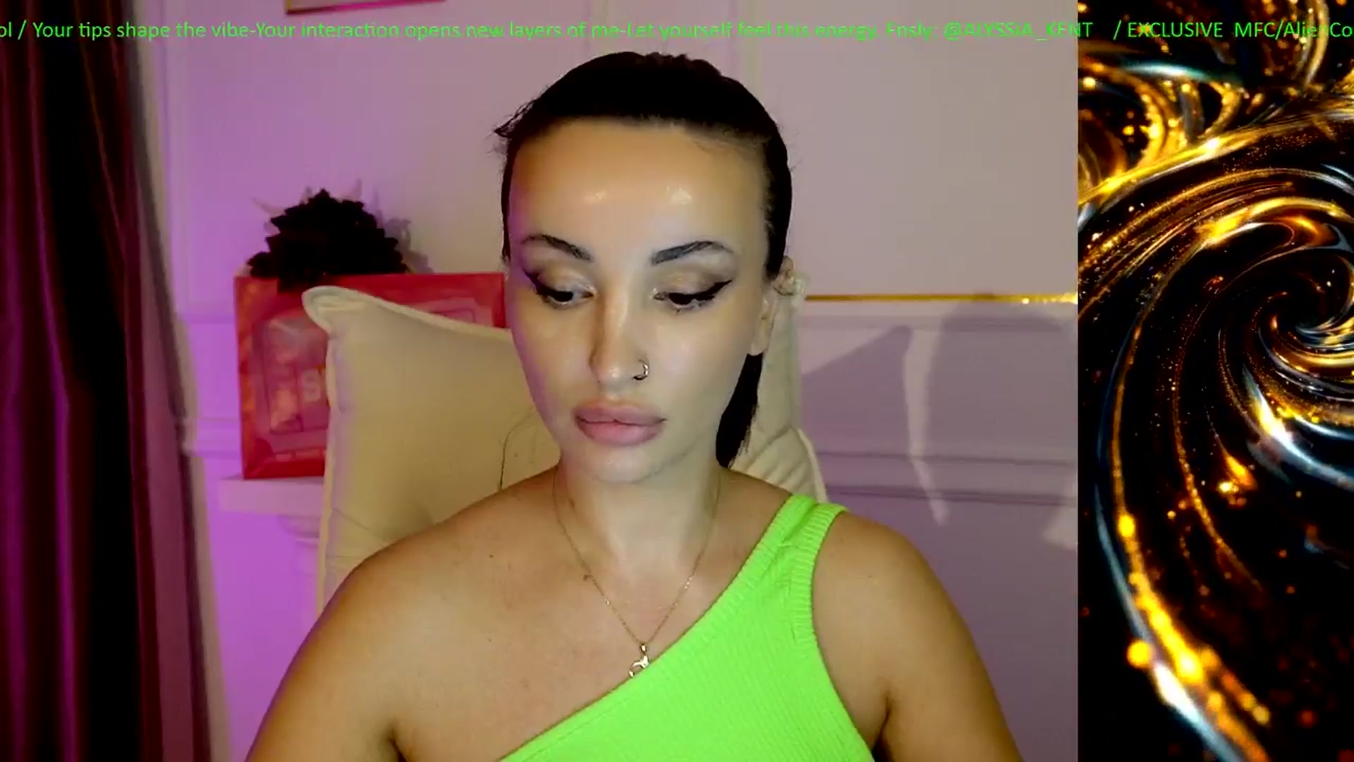 Gallery image thumbnail from AlienControl's myfreecams stream on, 01/09/2026, 16:20 image 15 of 20