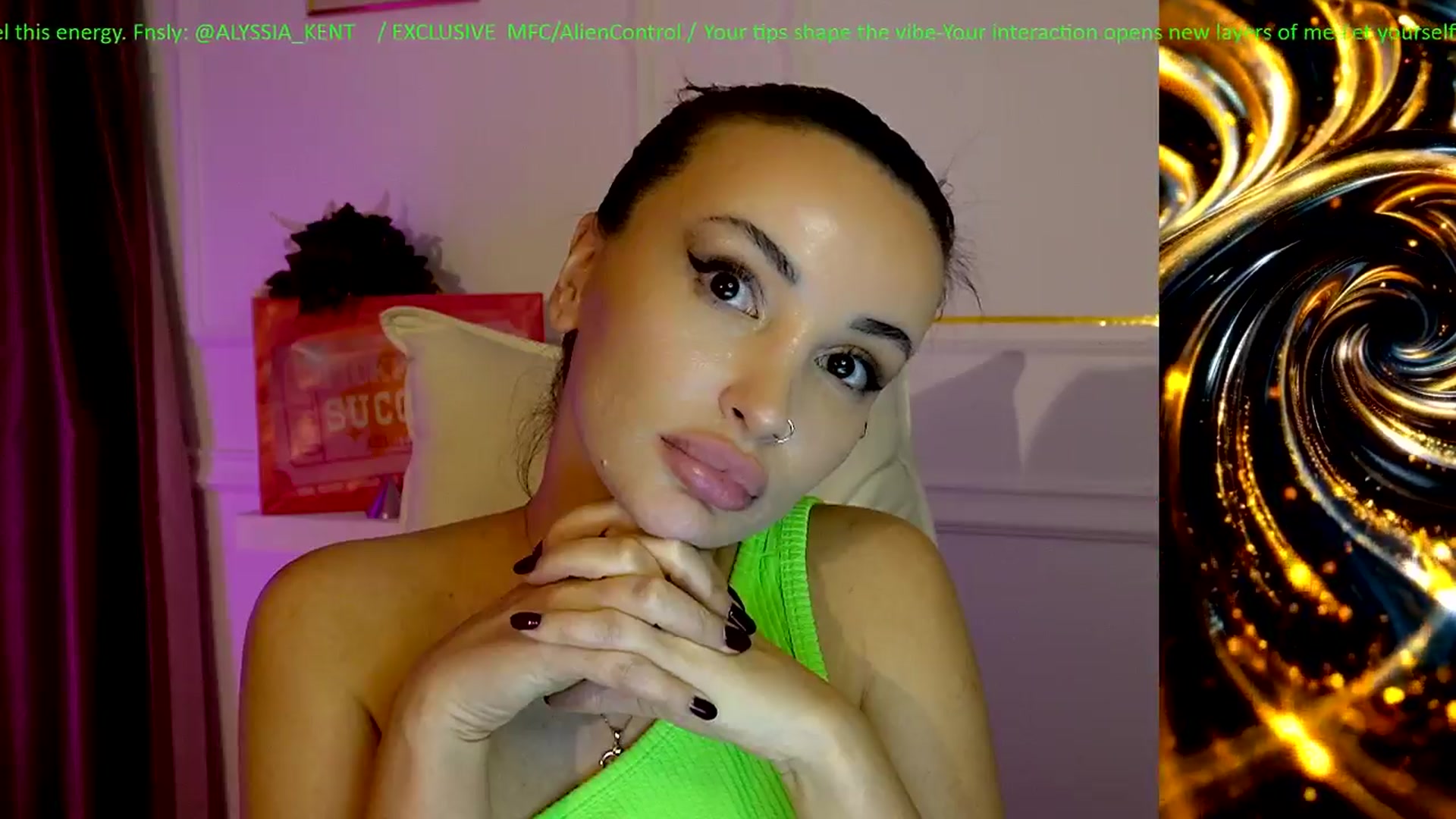 Gallery image thumbnail from AlienControl's myfreecams stream on, 01/09/2026, 16:20 image 17 of 20