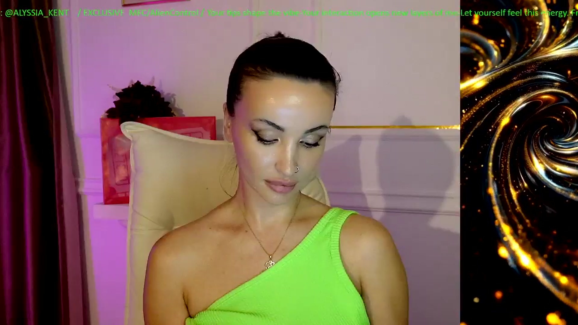 Gallery image thumbnail from AlienControl's myfreecams stream on, 01/09/2026, 16:20 image 12 of 20