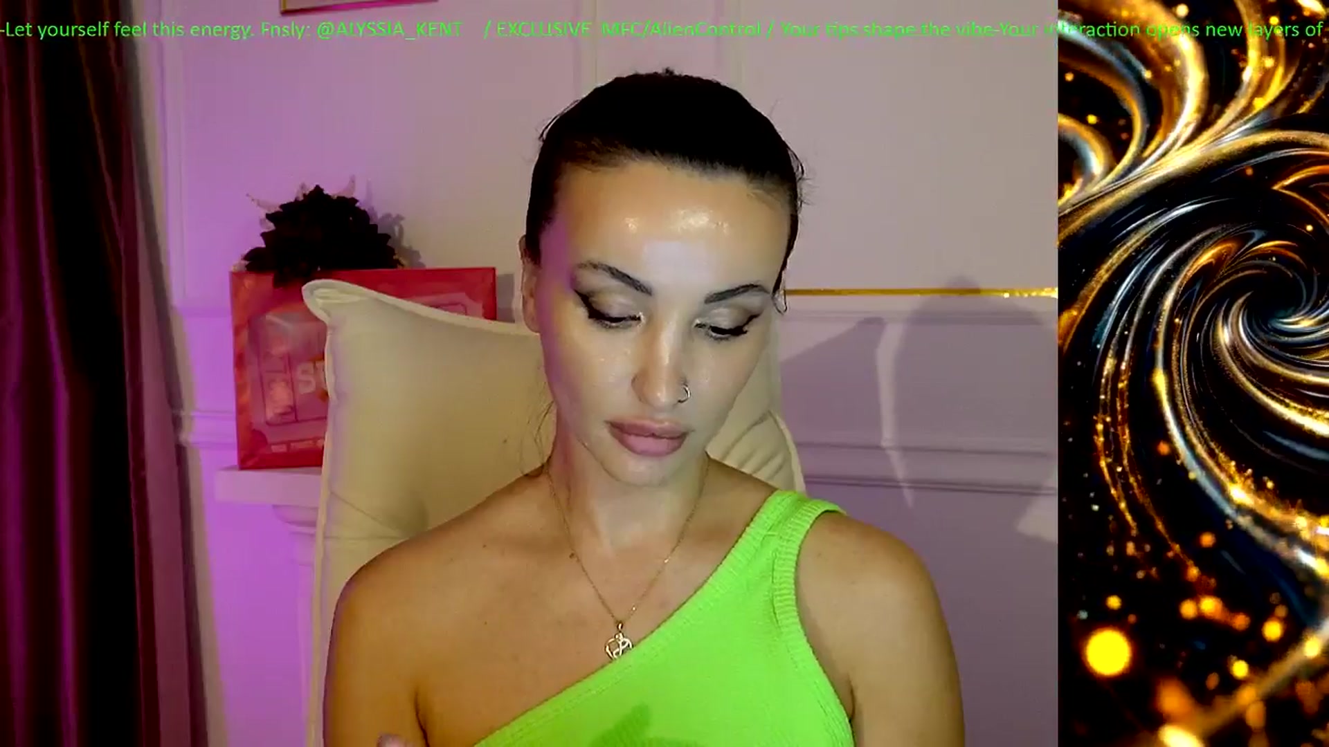 Gallery image thumbnail from AlienControl's myfreecams stream on, 01/09/2026, 16:20 image 13 of 20