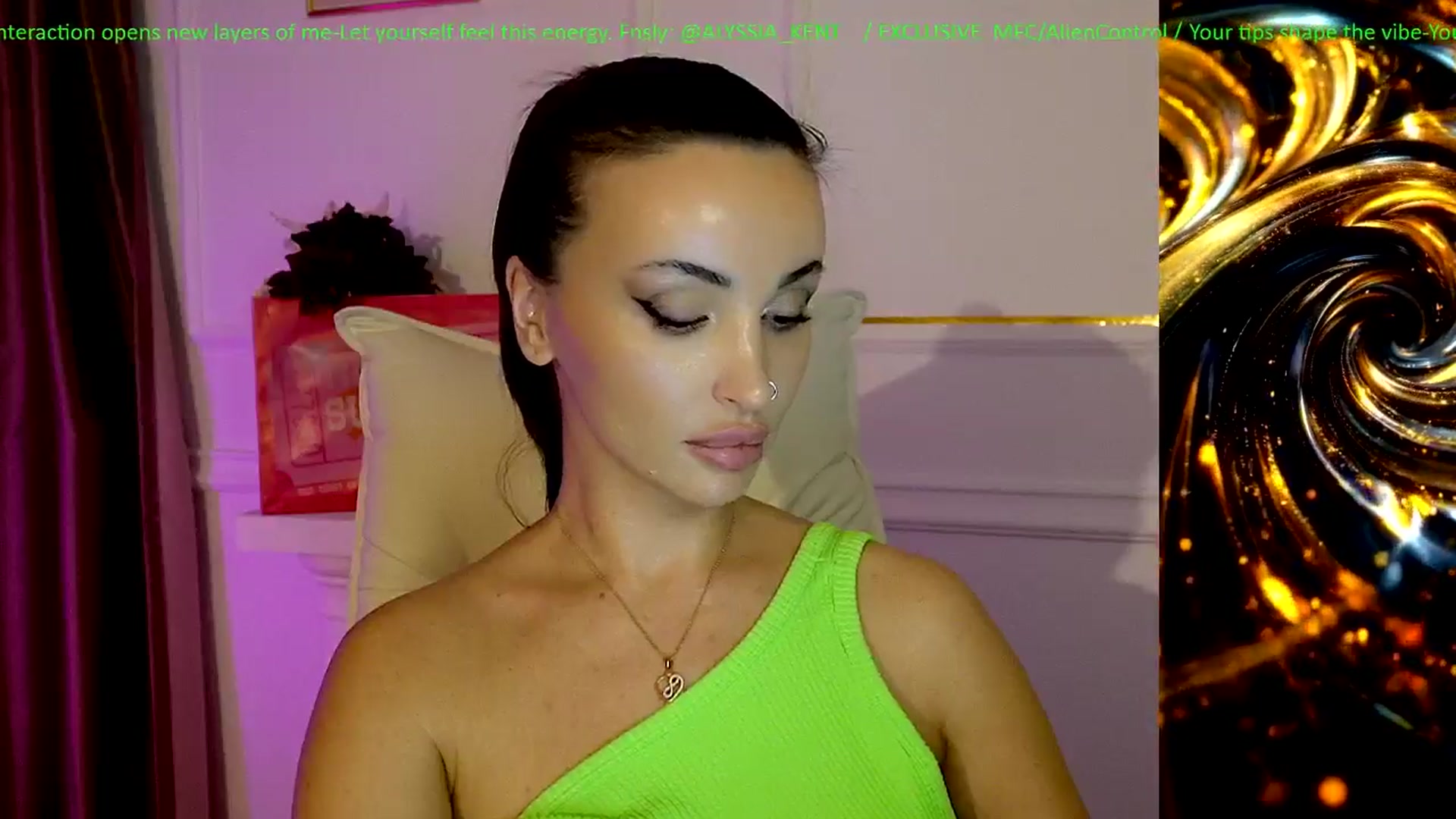 Gallery image thumbnail from AlienControl's myfreecams stream on, 01/09/2026, 16:20 image 14 of 20