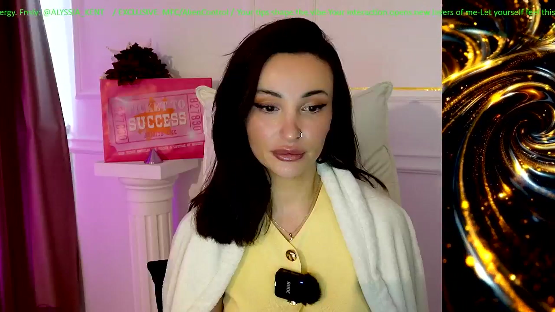 Gallery image thumbnail from AlienControl's myfreecams stream on, 01/11/2026, 09:21 image 2 of 20