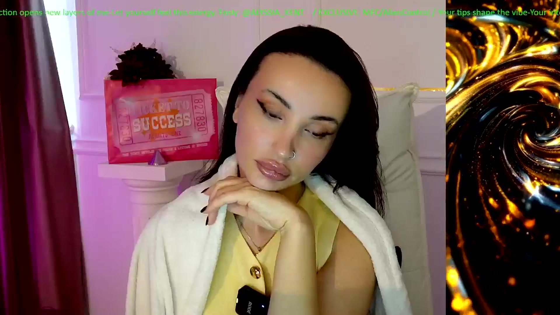 Gallery image thumbnail from AlienControl's myfreecams stream on, 01/11/2026, 09:21 image 3 of 20