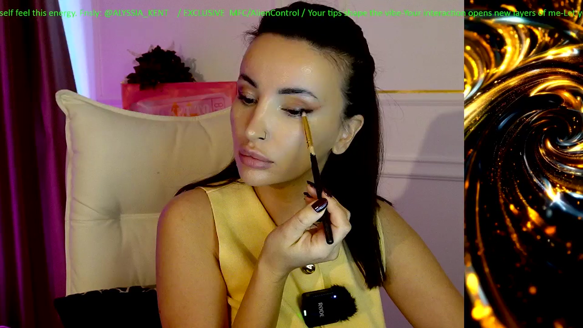 Gallery image thumbnail from AlienControl's myfreecams stream on, 01/11/2026, 14:07 image 12 of 20