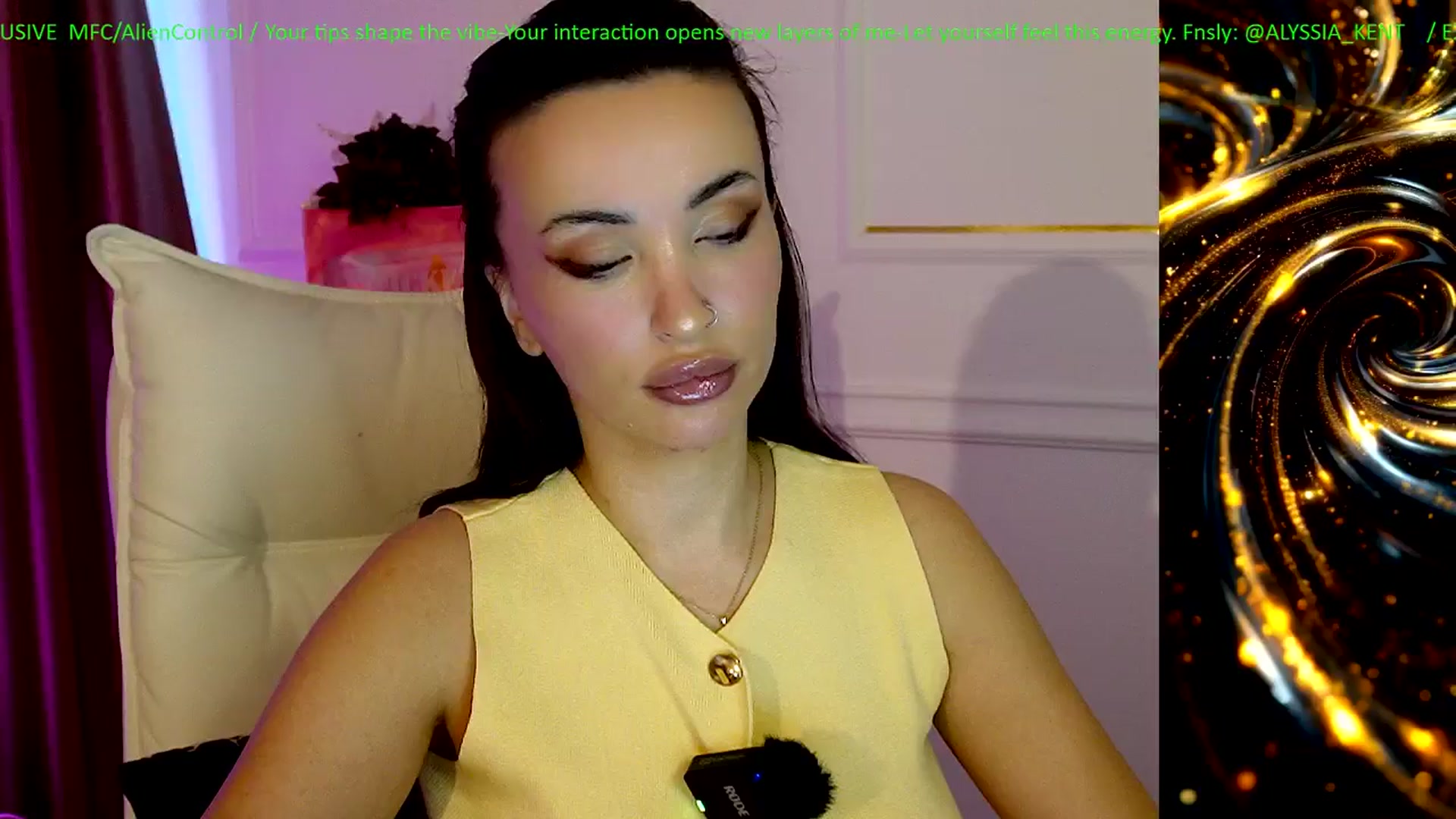 Gallery image thumbnail from AlienControl's myfreecams stream on, 01/11/2026, 14:07 image 15 of 20