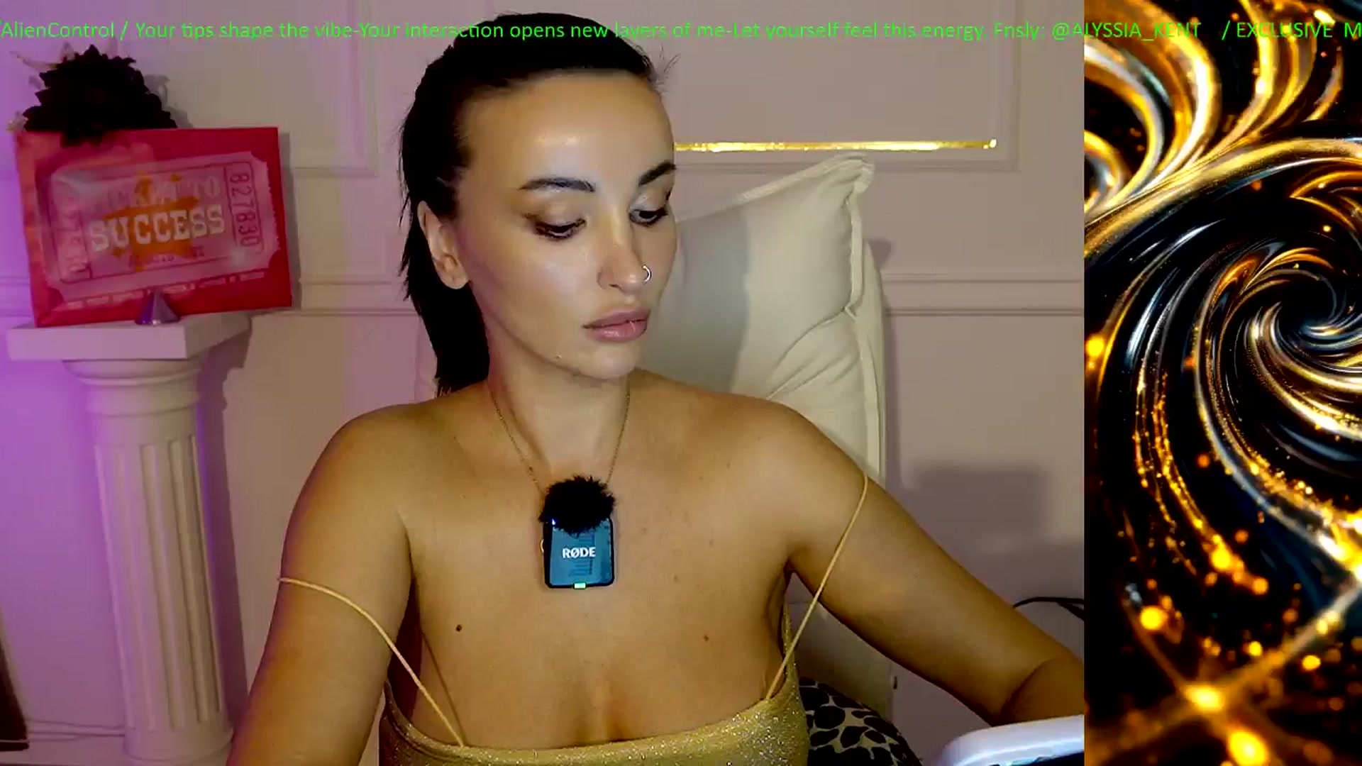 Gallery image thumbnail from AlienControl's myfreecams stream on, 01/13/2026, 19:05 image 1 of 20