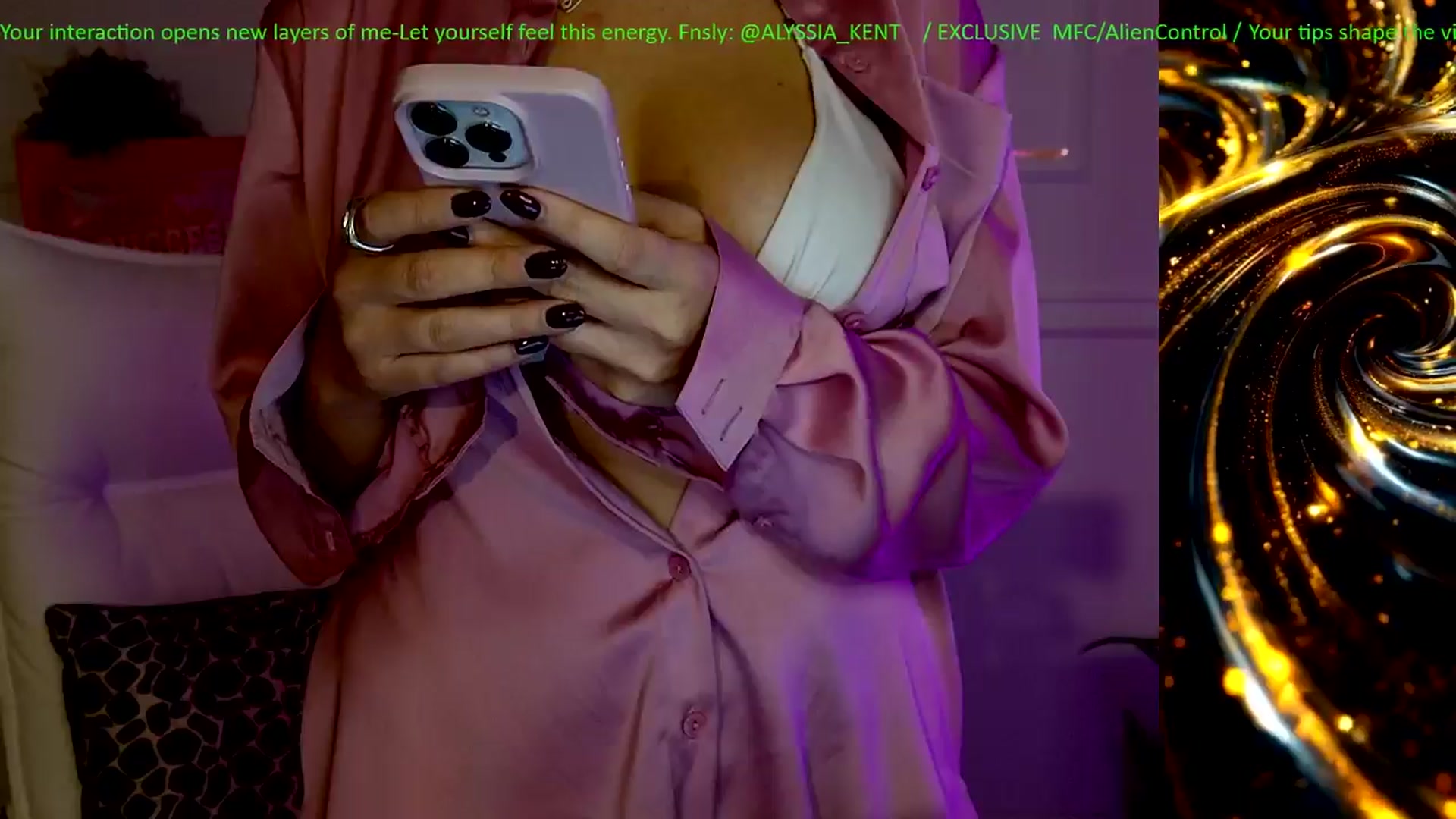 Gallery image thumbnail from AlienControl's myfreecams stream on, 01/14/2026, 18:44 image 11 of 20