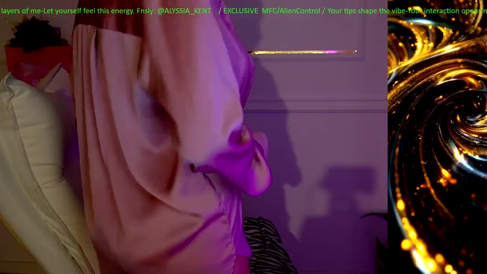 Gallery image thumbnail from AlienControl's myfreecams stream on, 01/14/2026, 18:44 image 10 of 20
