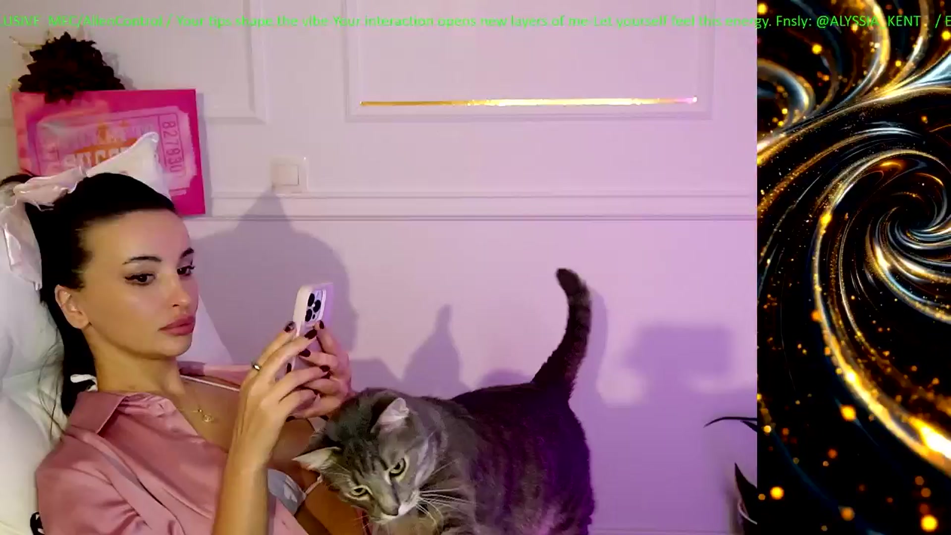 Gallery image thumbnail from AlienControl's myfreecams stream on, 01/14/2026, 19:12 image 1 of 20