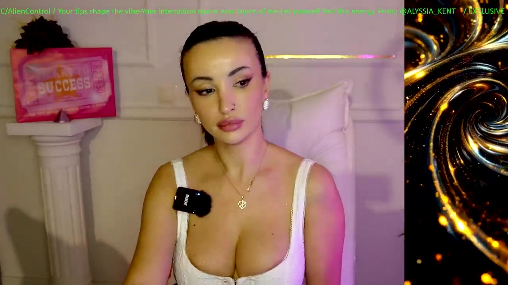 Gallery image thumbnail from AlienControl's myfreecams stream on, 01/17/2026, 16:32 image 20 of 20