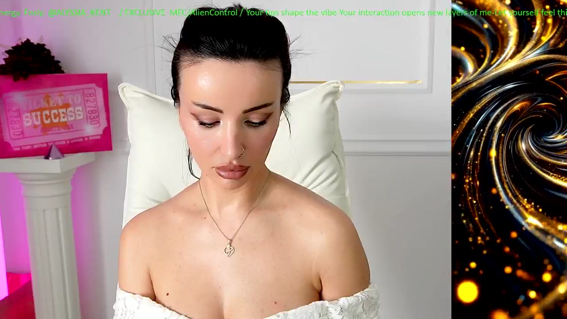 Gallery image thumbnail from AlienControl's myfreecams stream on, 01/20/2026, 09:58 image 17 of 20