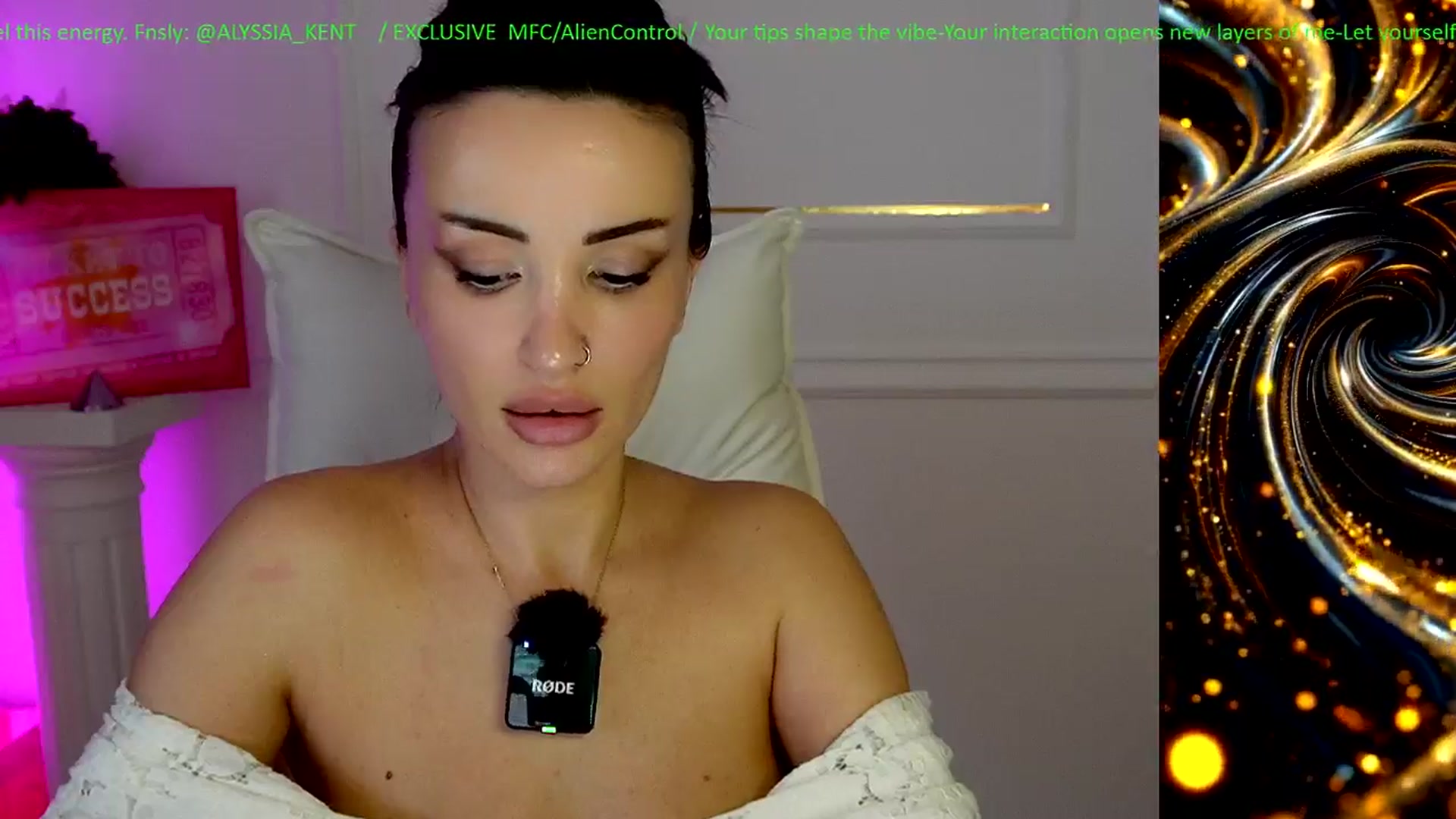 Gallery image thumbnail from AlienControl's myfreecams stream on, 01/20/2026, 15:56 image 11 of 20
