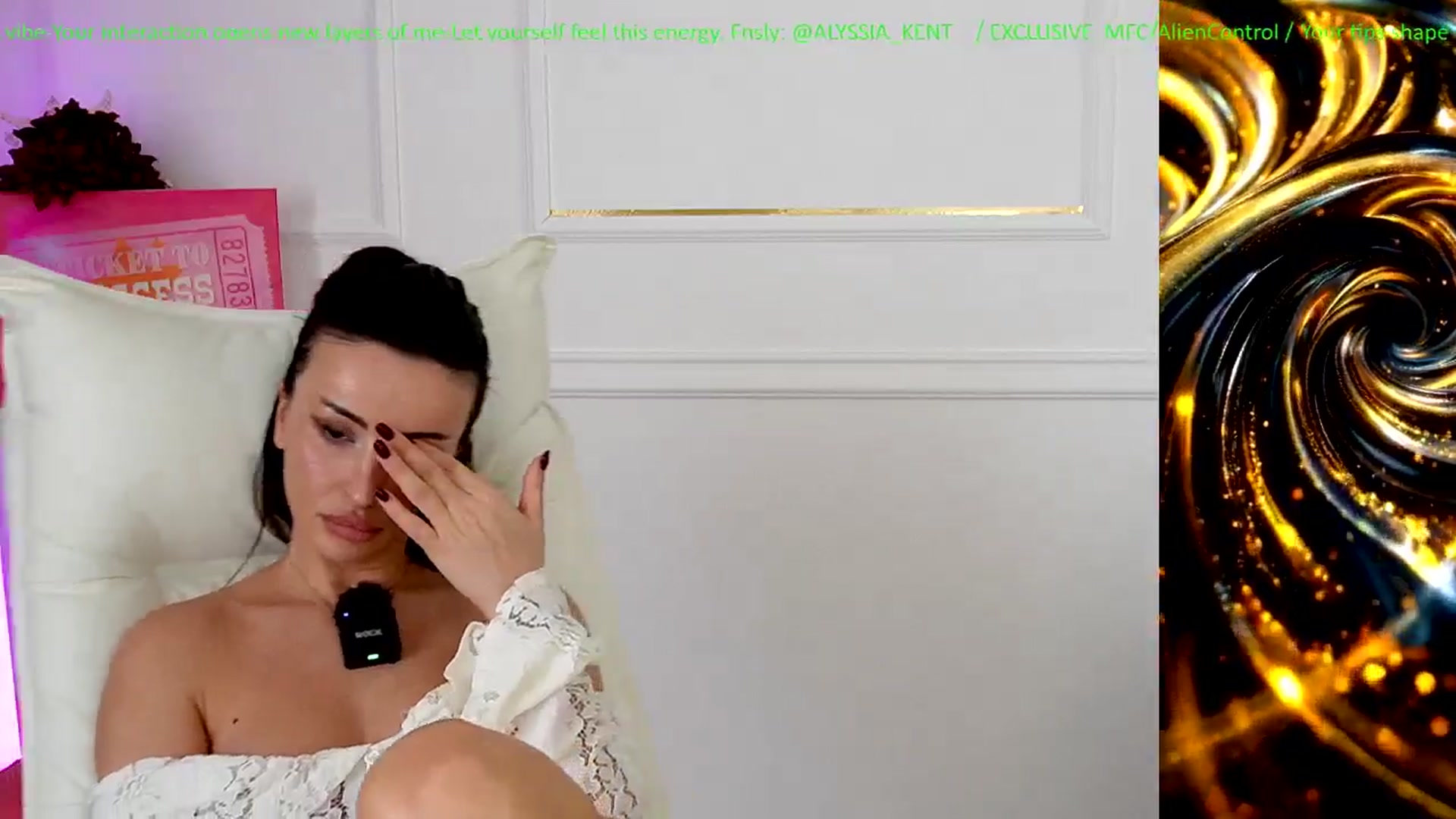 Gallery image thumbnail from AlienControl's myfreecams stream on, 01/20/2026, 15:56 image 4 of 20
