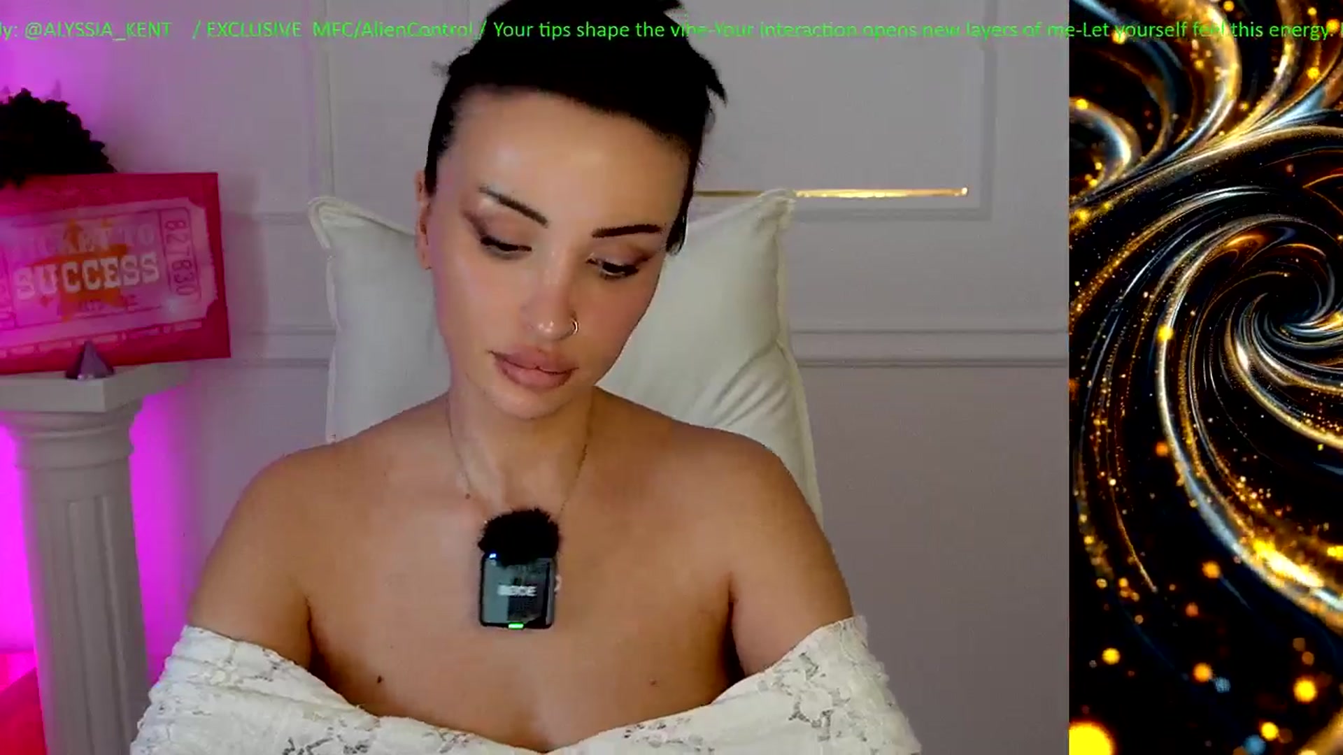 Gallery image thumbnail from AlienControl's myfreecams stream on, 01/20/2026, 15:56 image 8 of 20