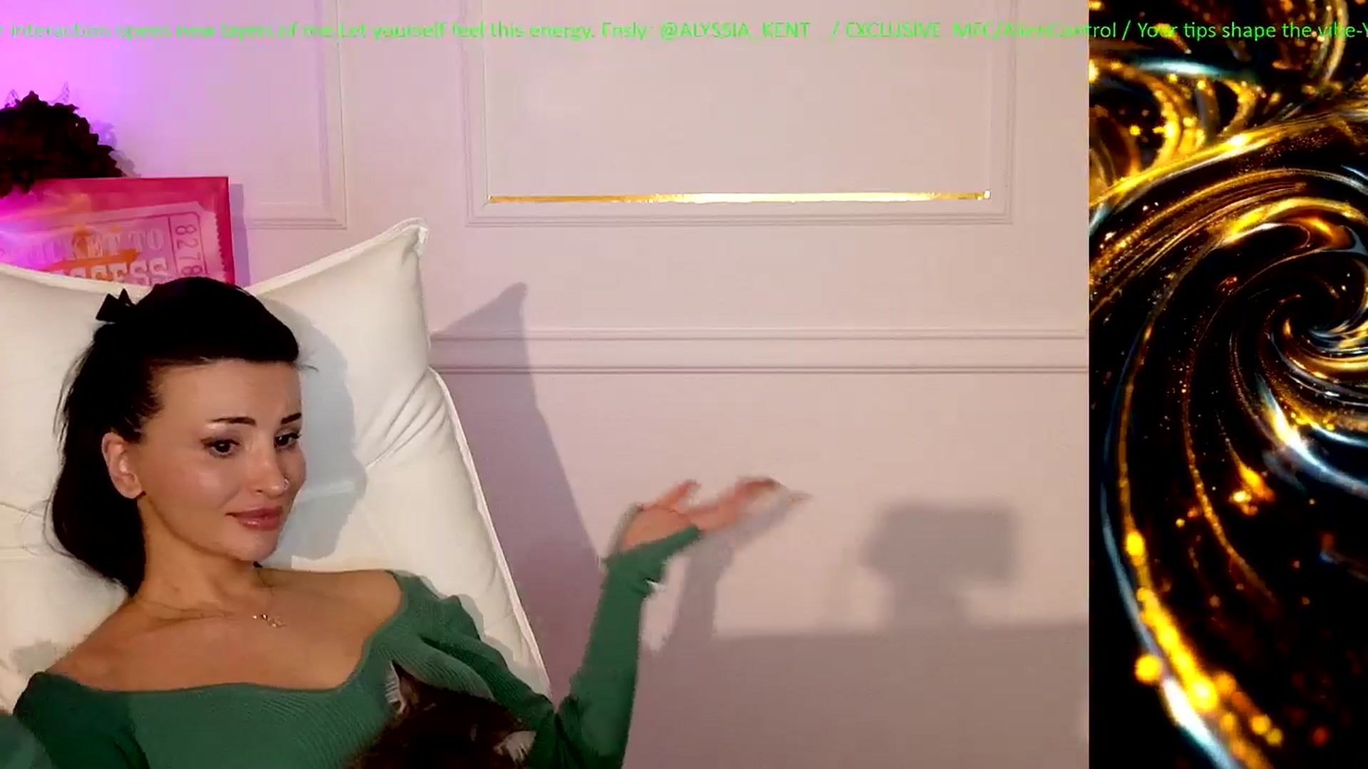 Gallery image thumbnail from AlienControl's myfreecams stream on, 01/20/2026, 21:13 image 4 of 20